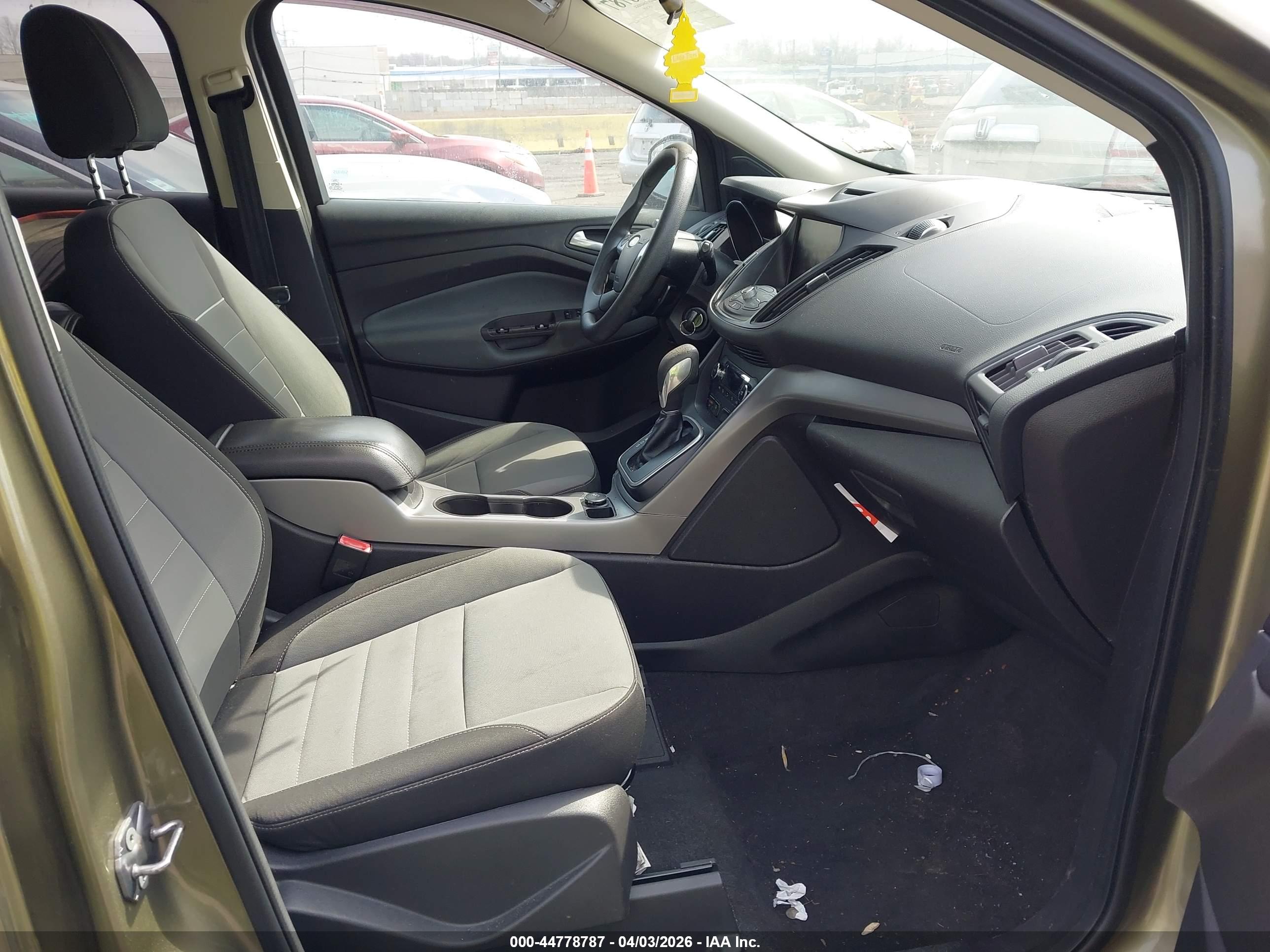 FORD ESCAPE image 5