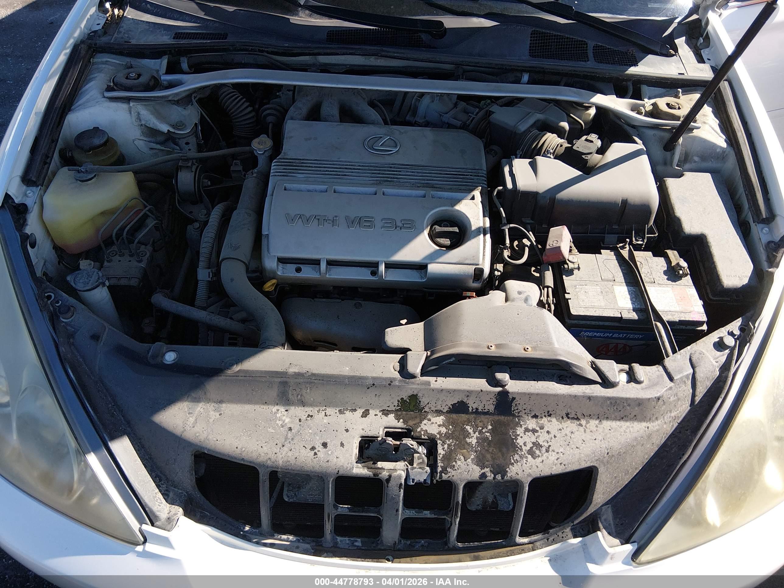 LEXUS ES image 10