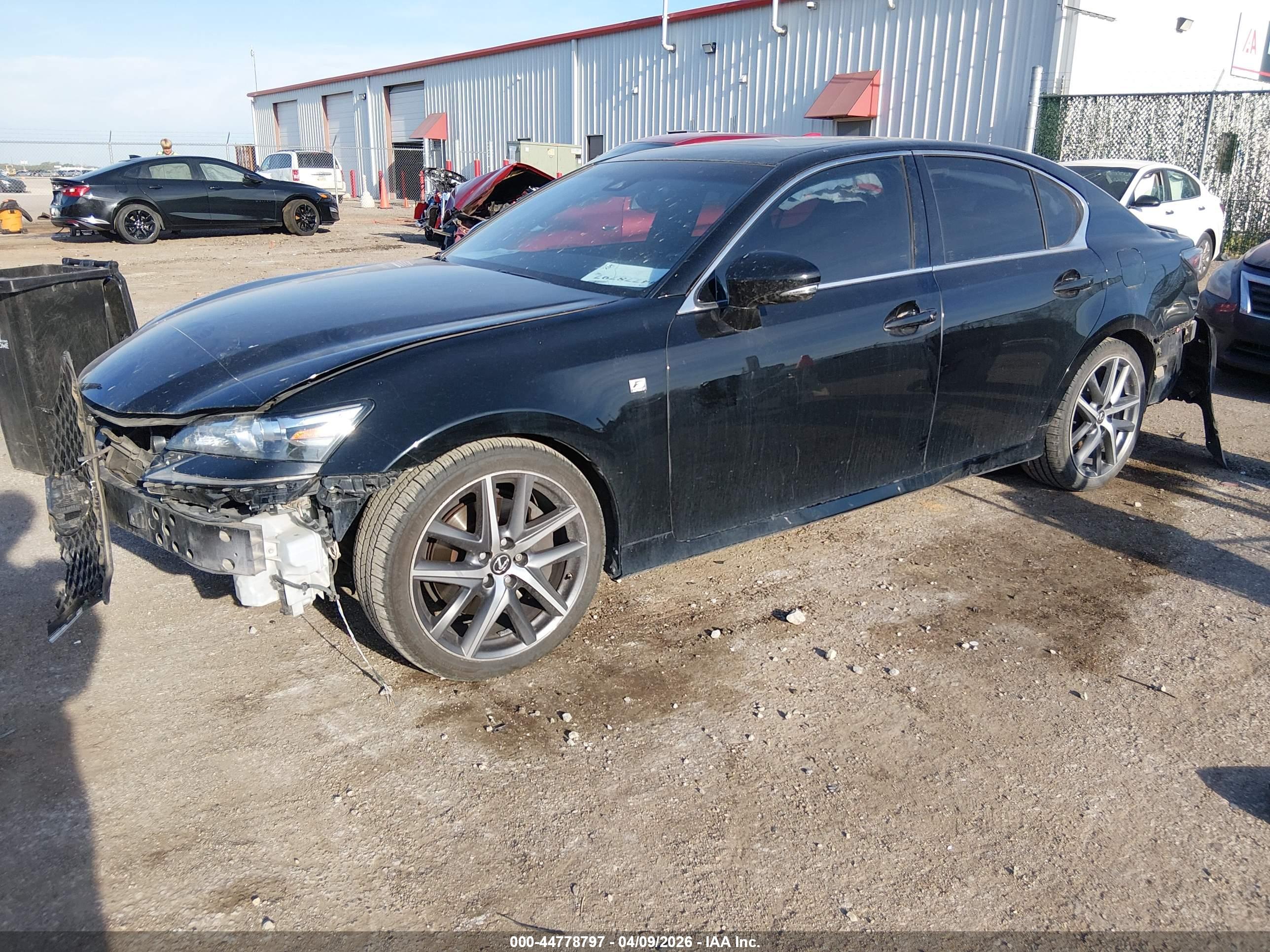 LEXUS GS image 2