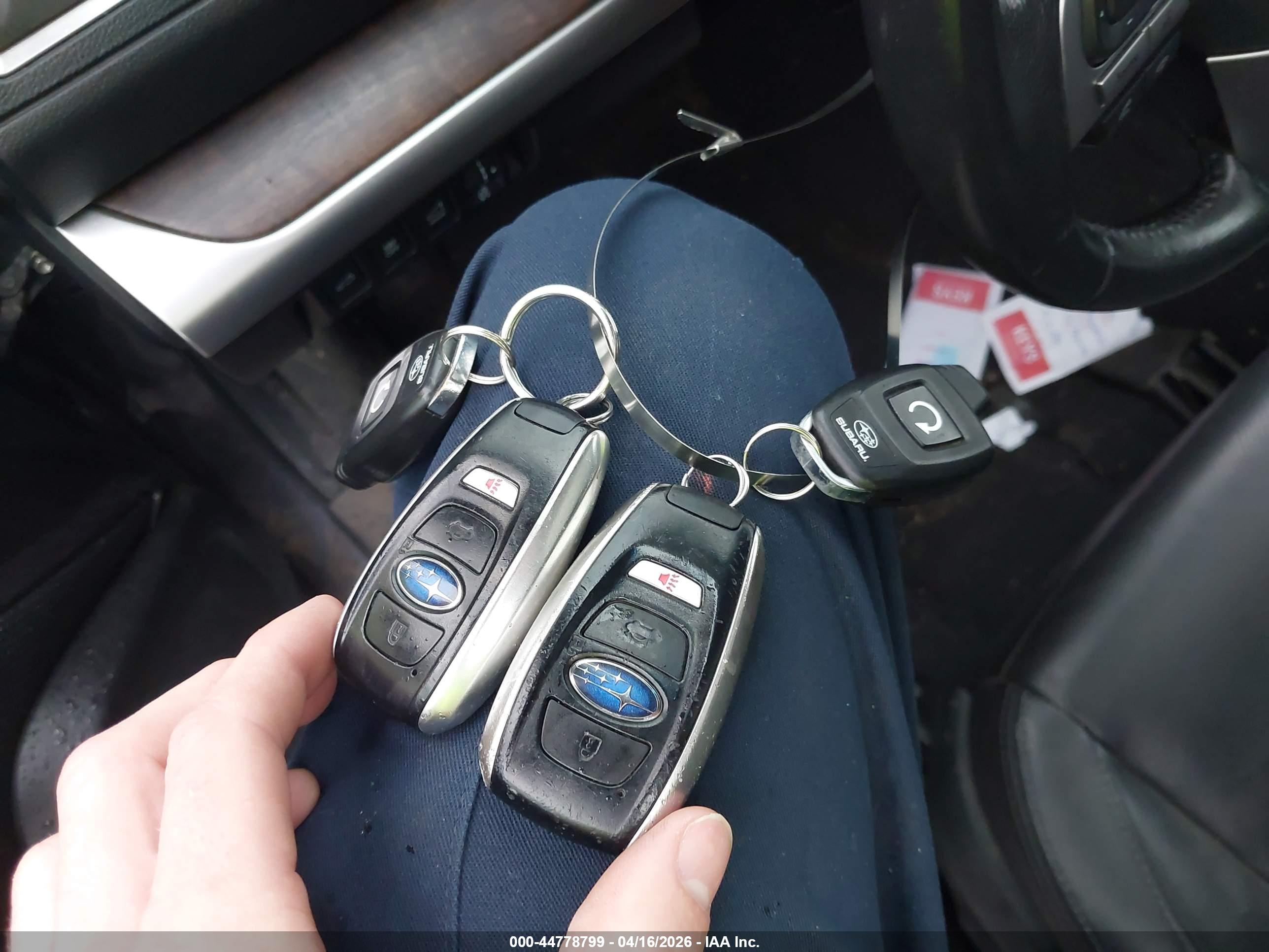 SUBARU OUTBACK image 11