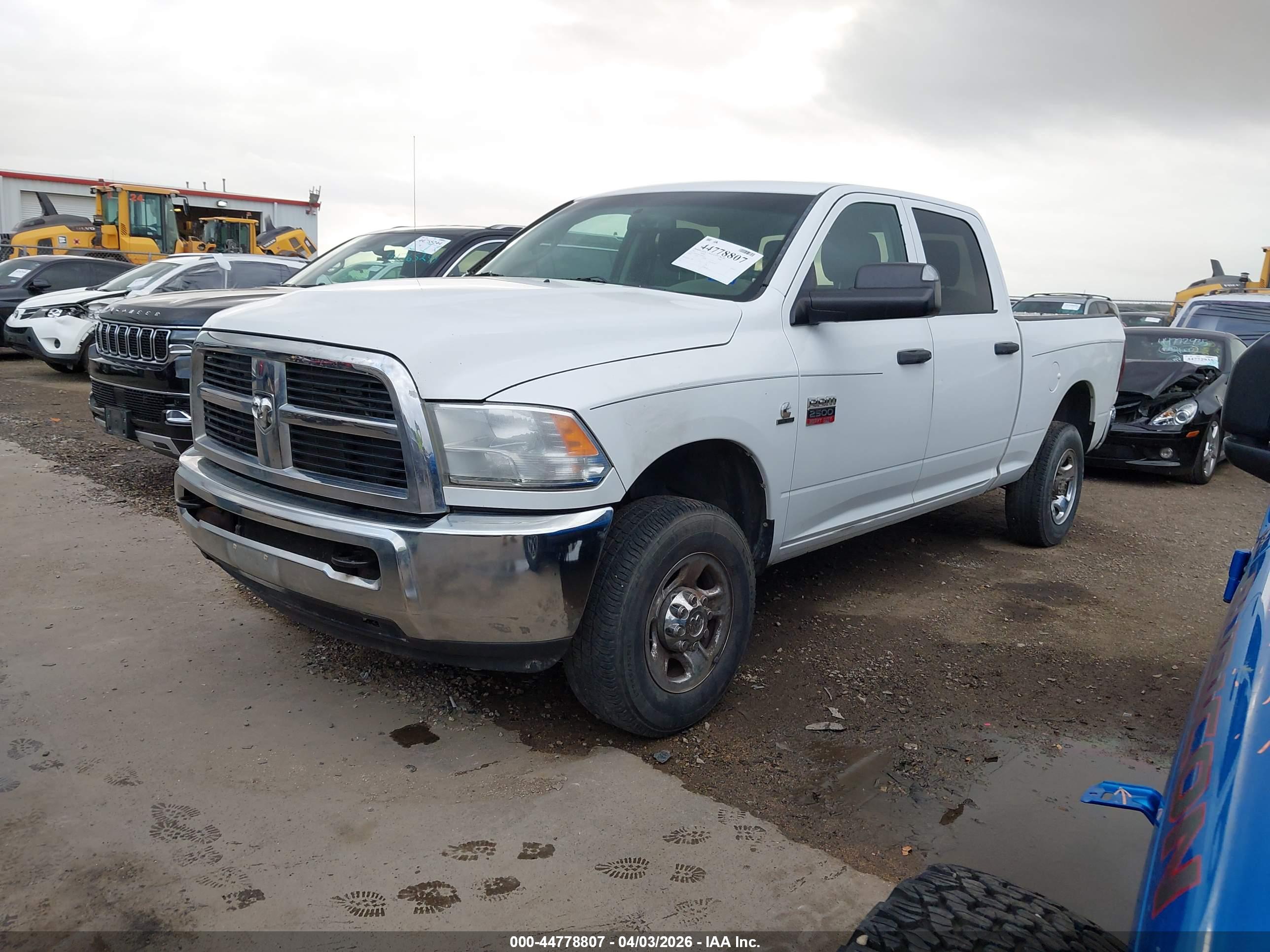 RAM 2500 image 2