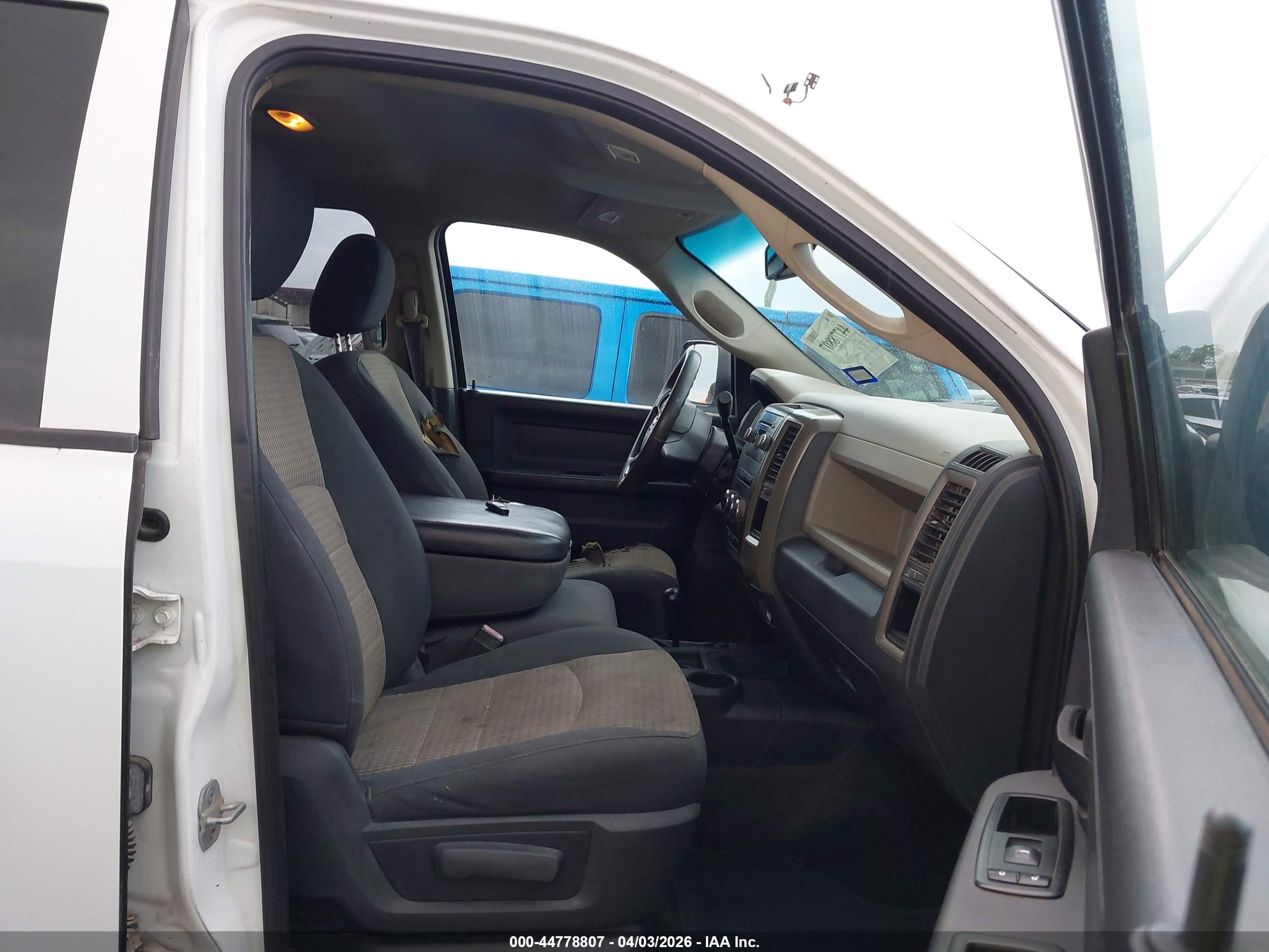 RAM 2500 image 5