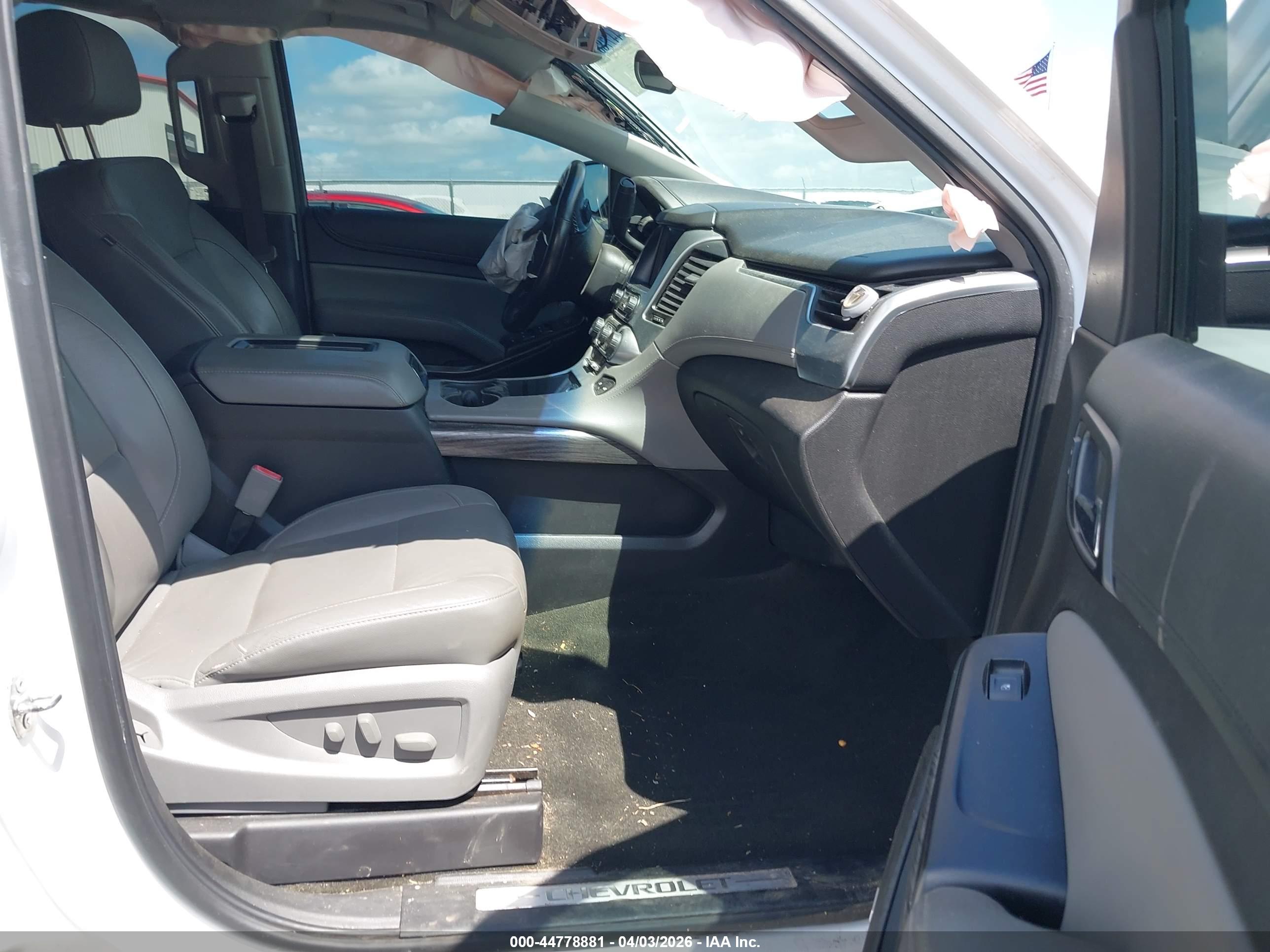 CHEVROLET TAHOE image 5