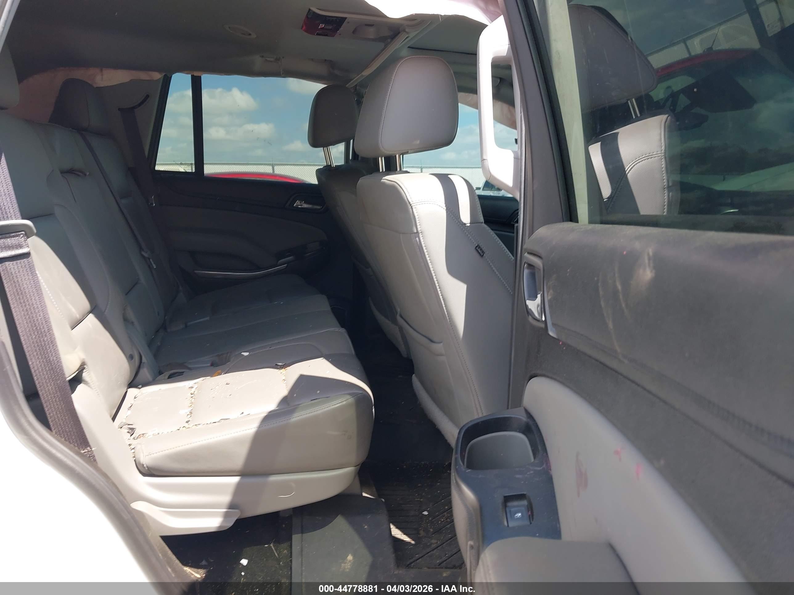 CHEVROLET TAHOE image 8