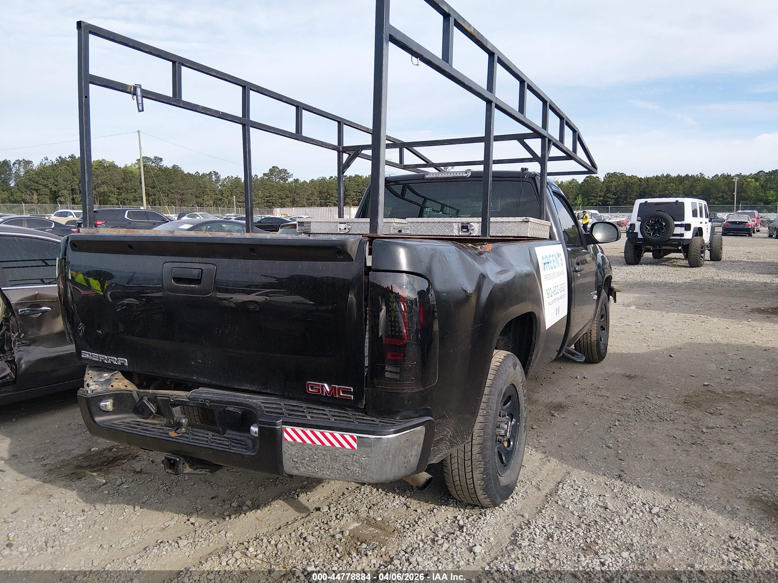 GMC SIERRA image 4