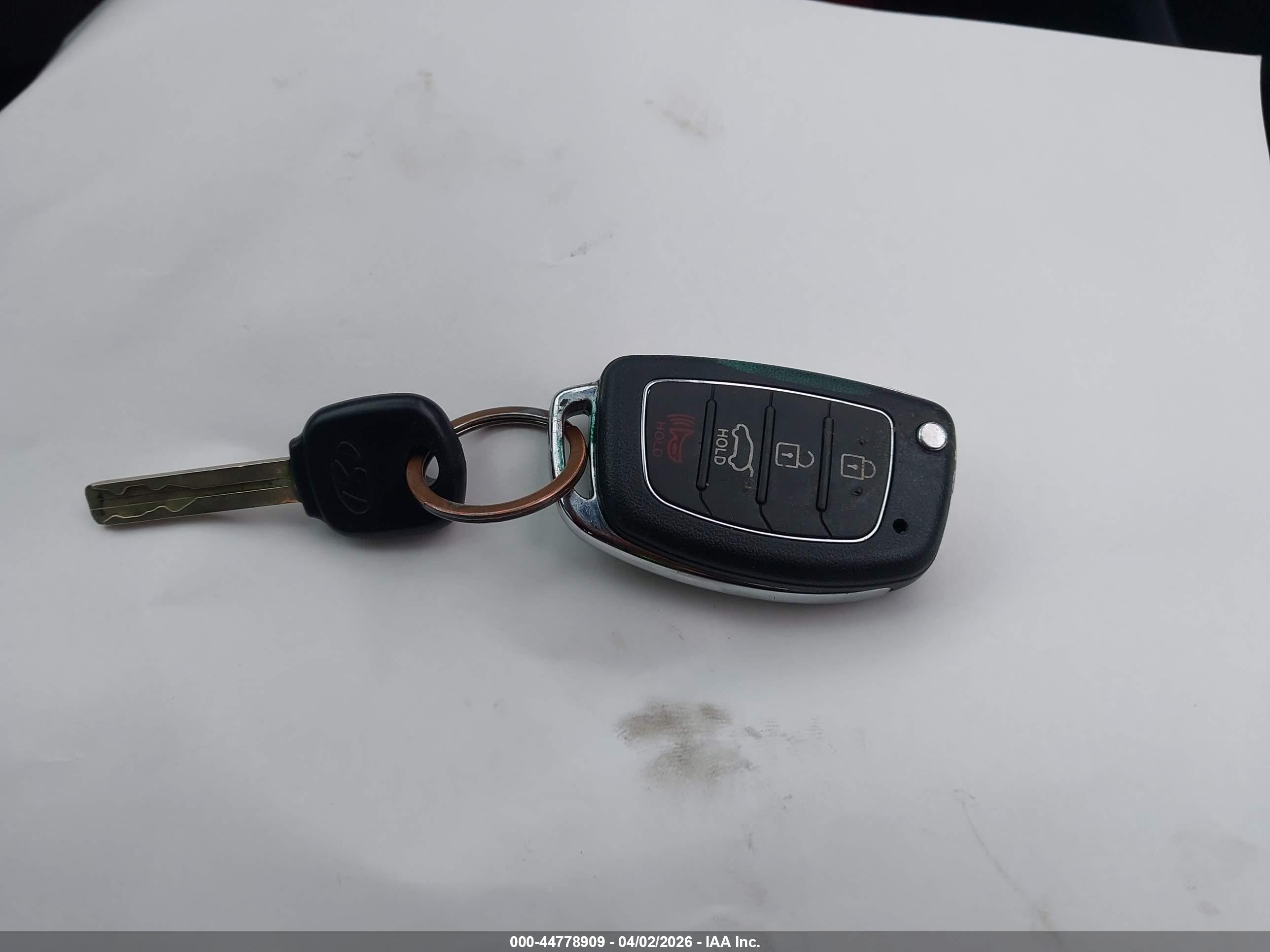 HYUNDAI SONATA image 11