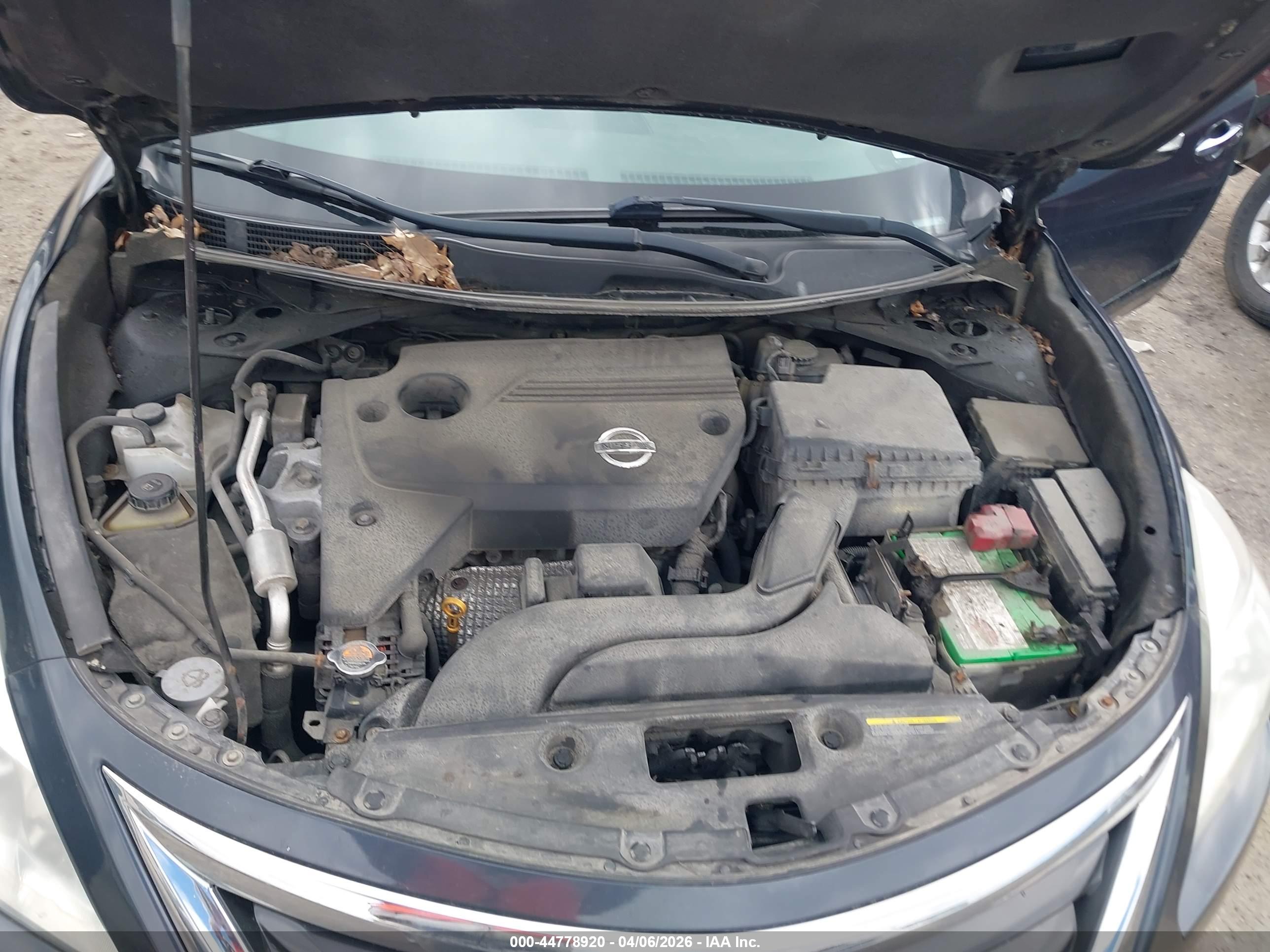 NISSAN ALTIMA image 10