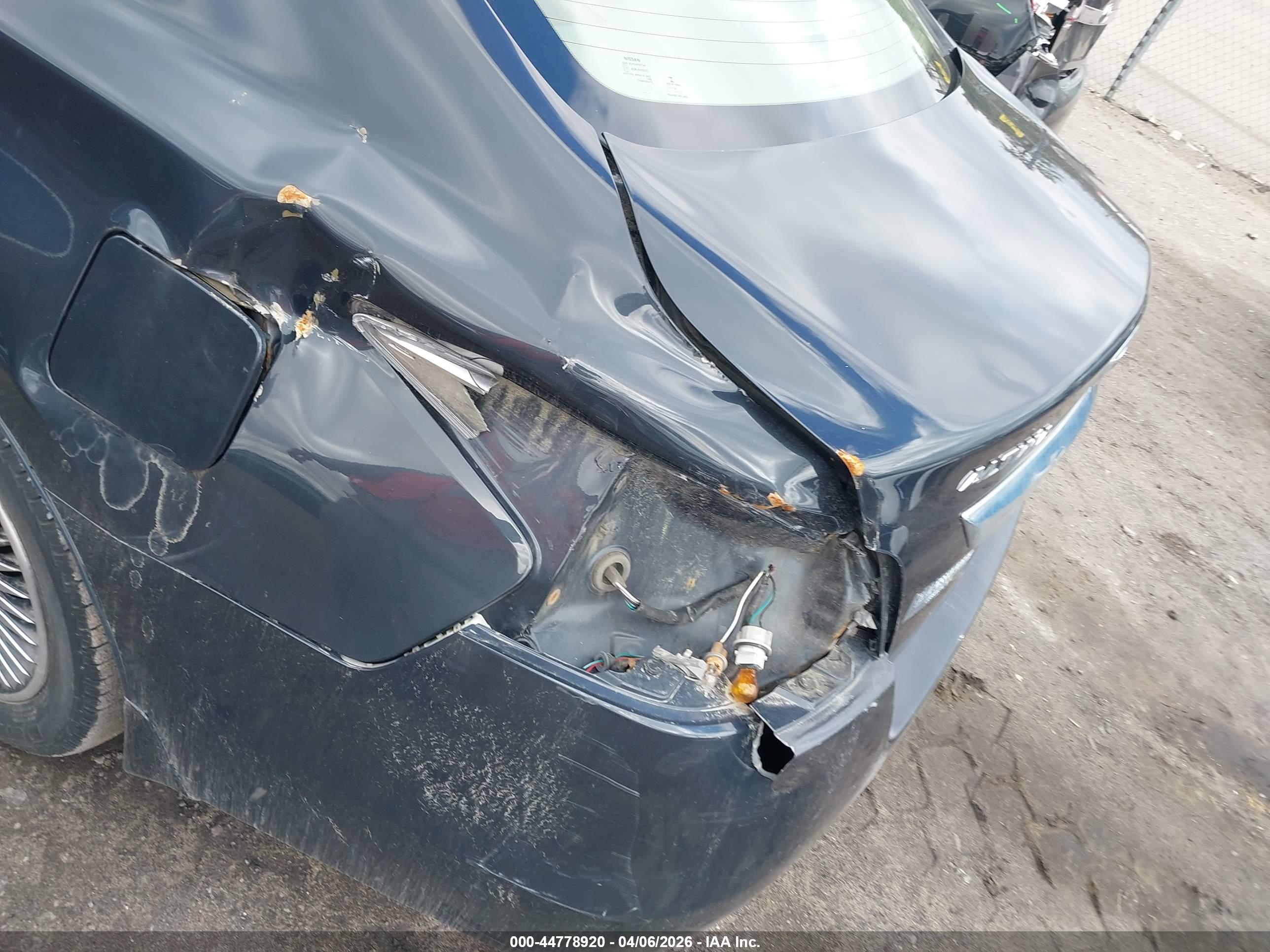 NISSAN ALTIMA image 6