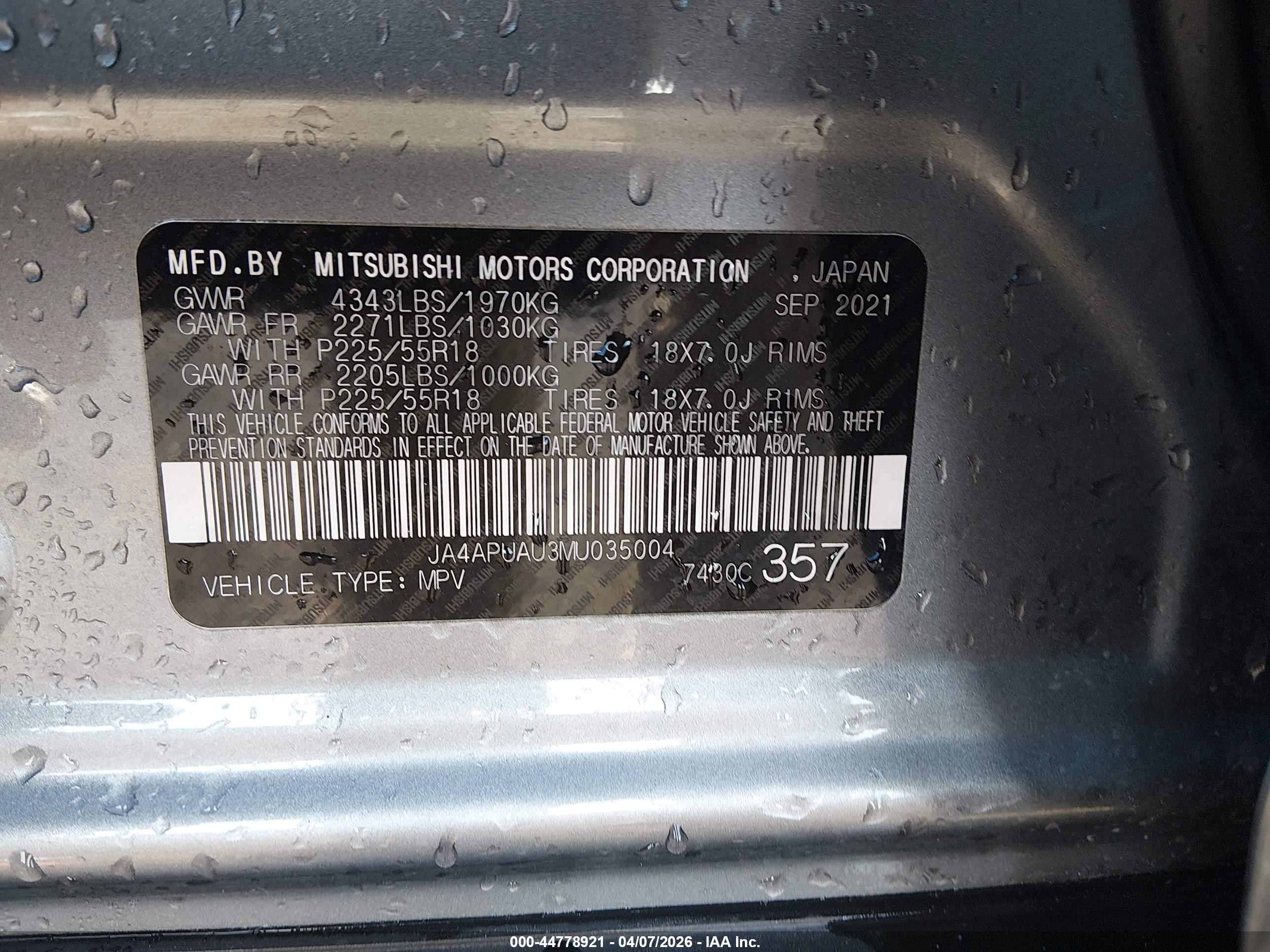 MITSUBISHI OUTLANDER image 9