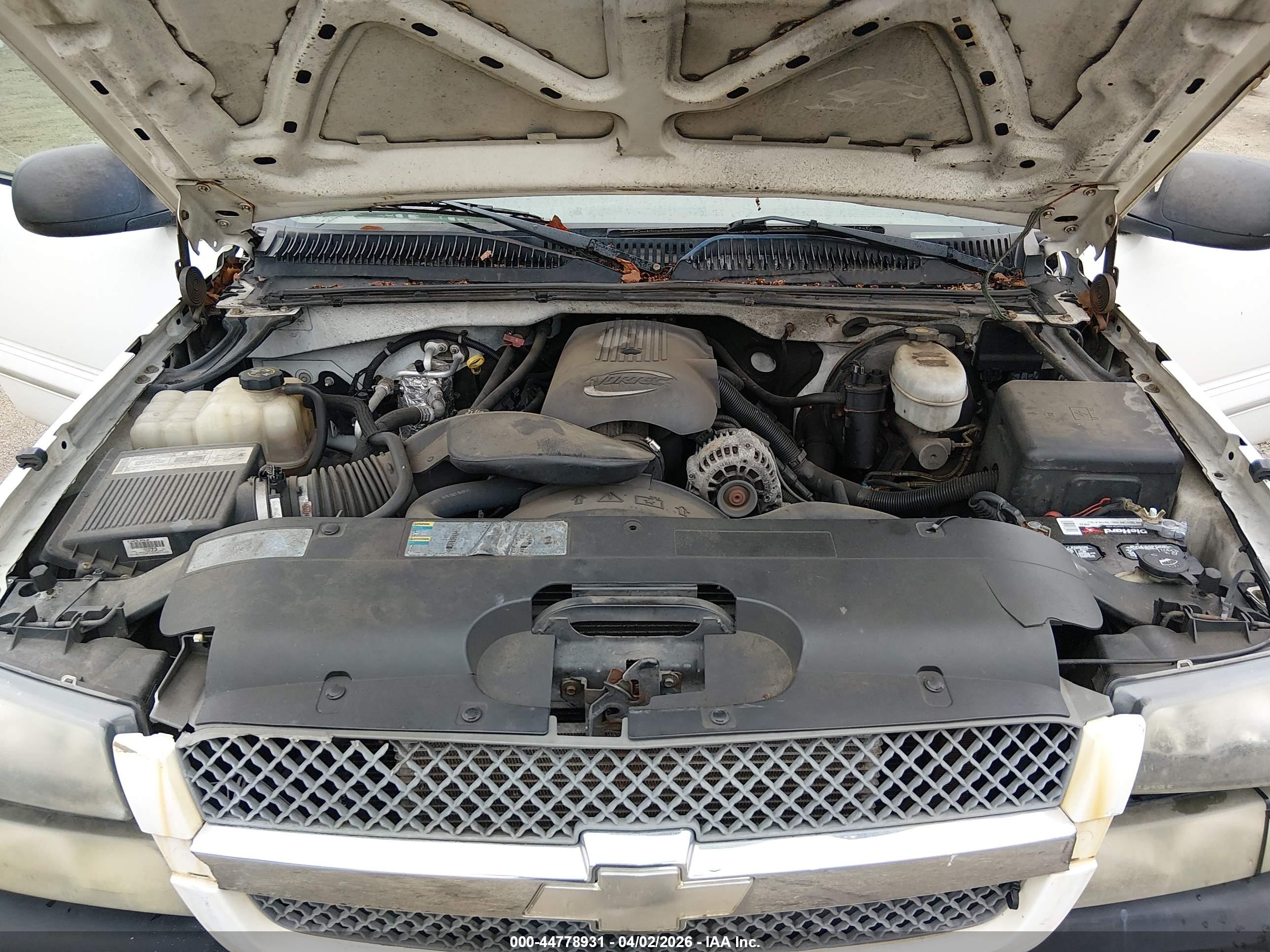 CHEVROLET SILVERADO image 10