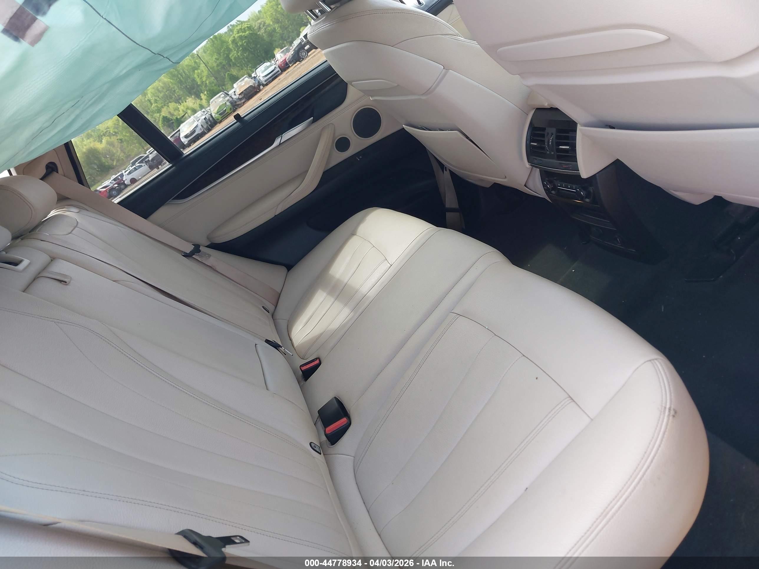 BMW X5 image 8