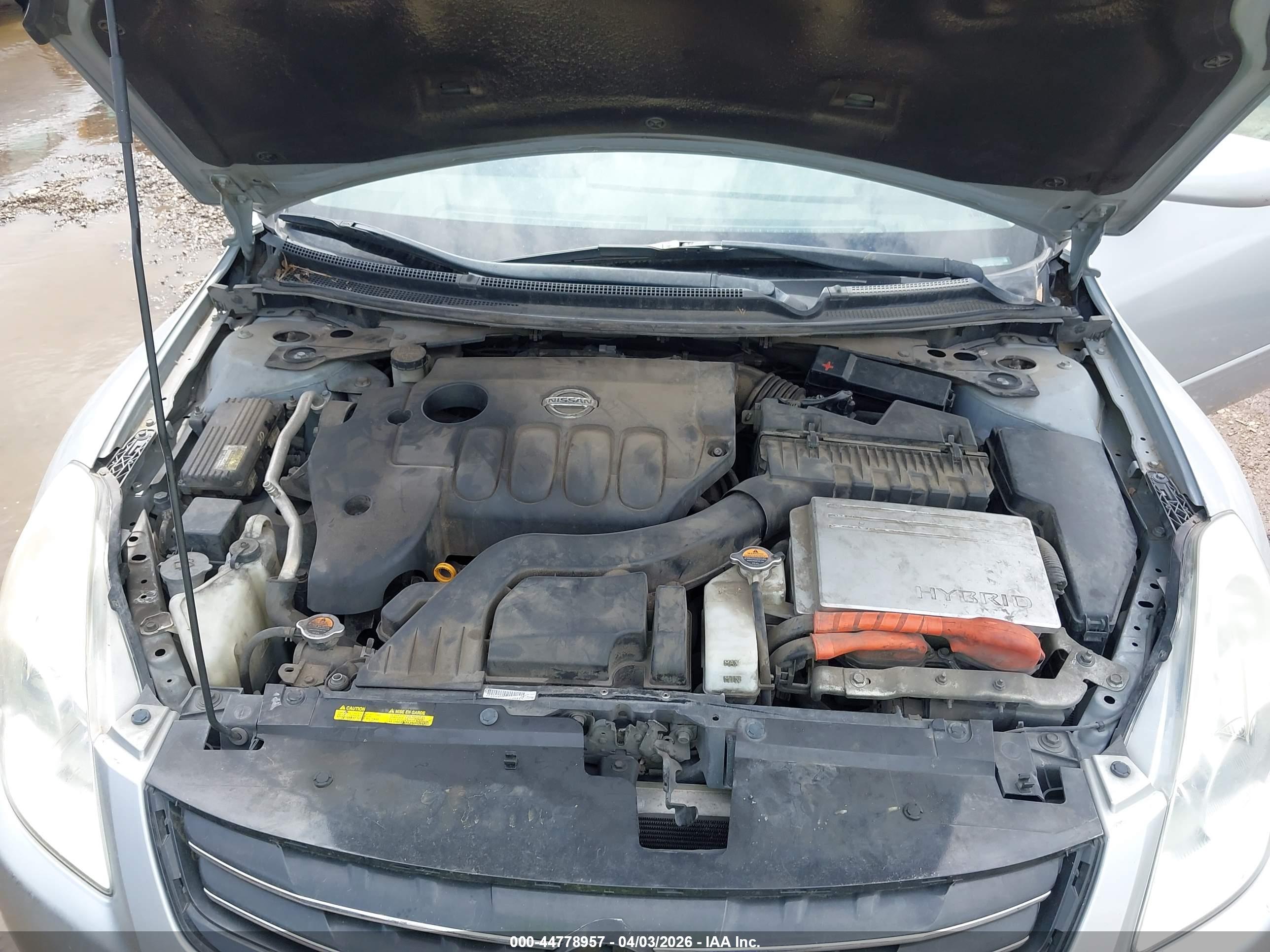NISSAN ALTIMA image 10