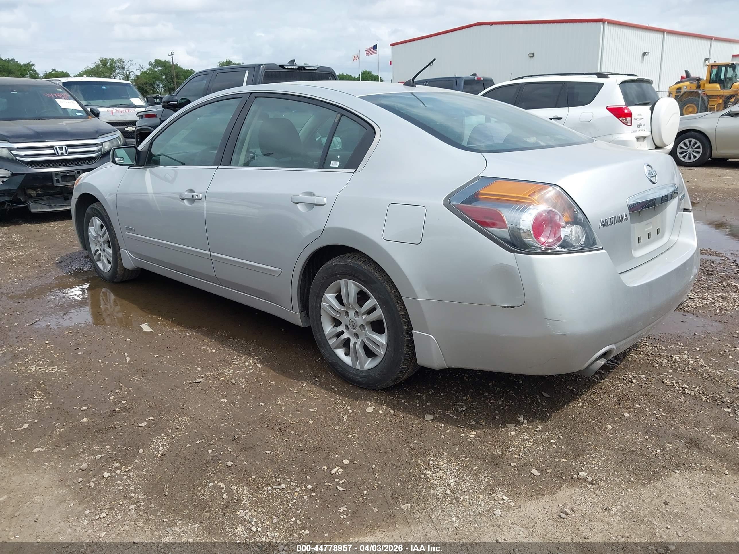 NISSAN ALTIMA image 3
