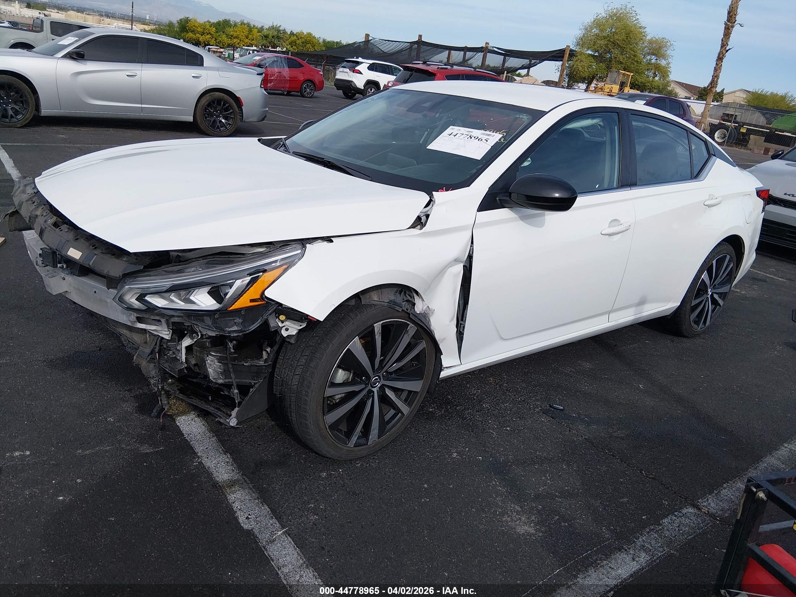 NISSAN ALTIMA image 2