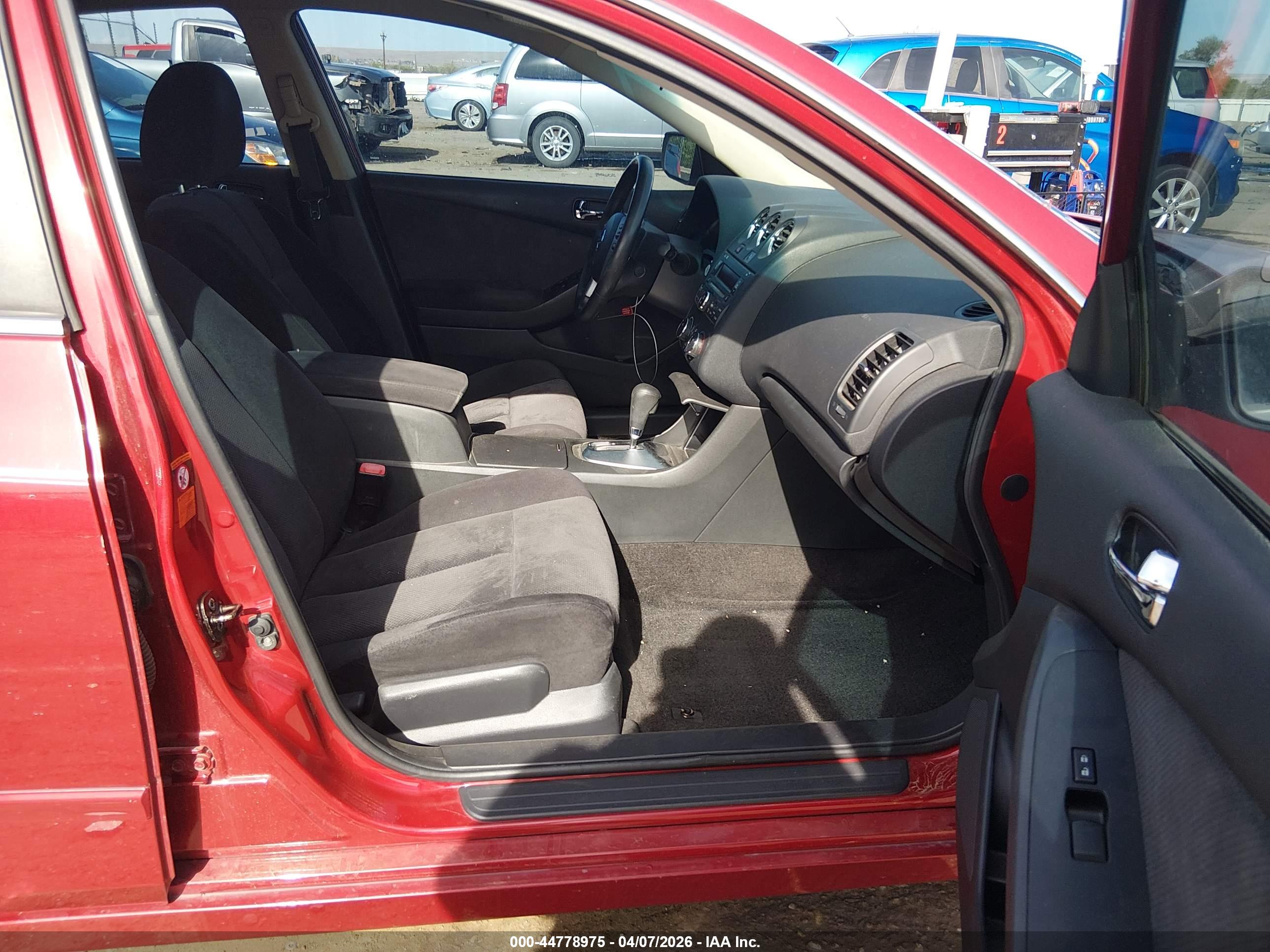 NISSAN ALTIMA image 5