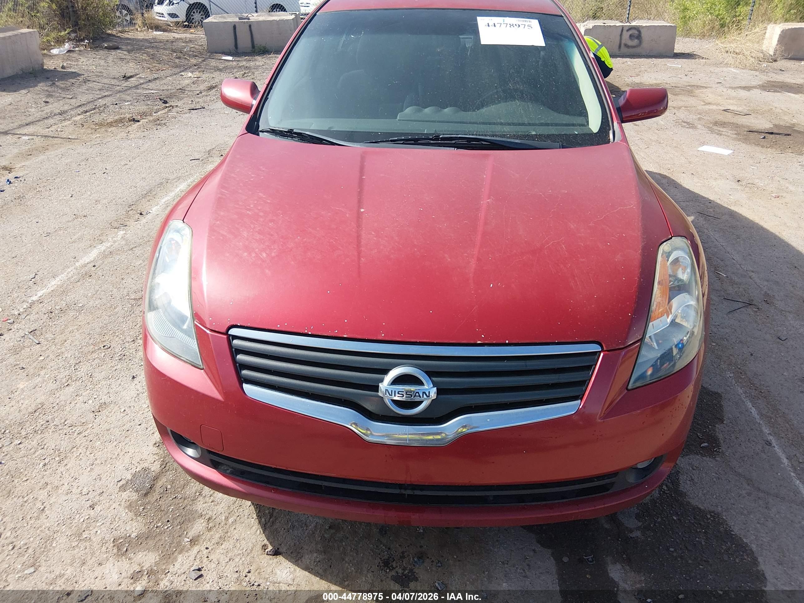 NISSAN ALTIMA image 6