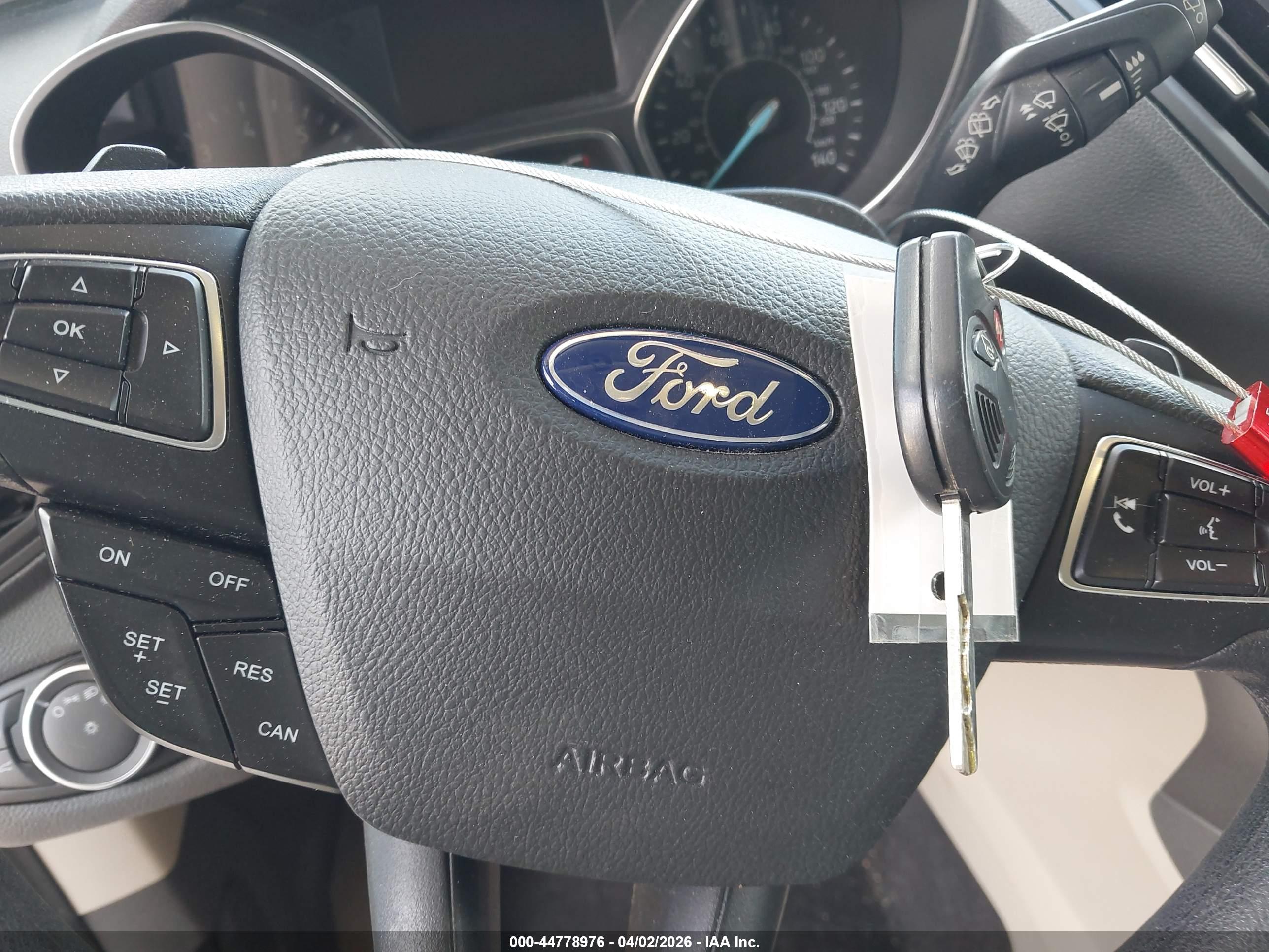 FORD ESCAPE image 11