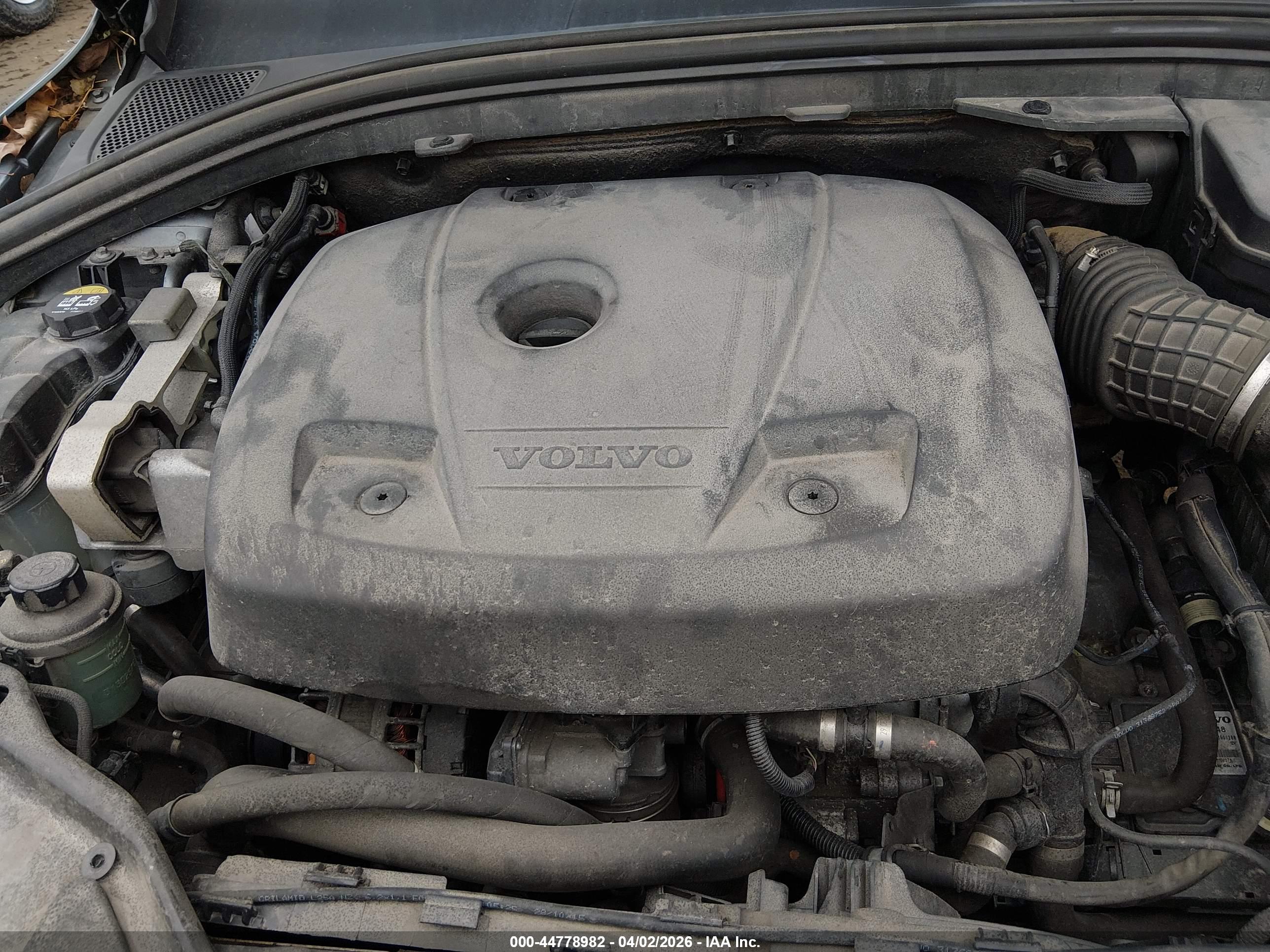 VOLVO XC60 image 10
