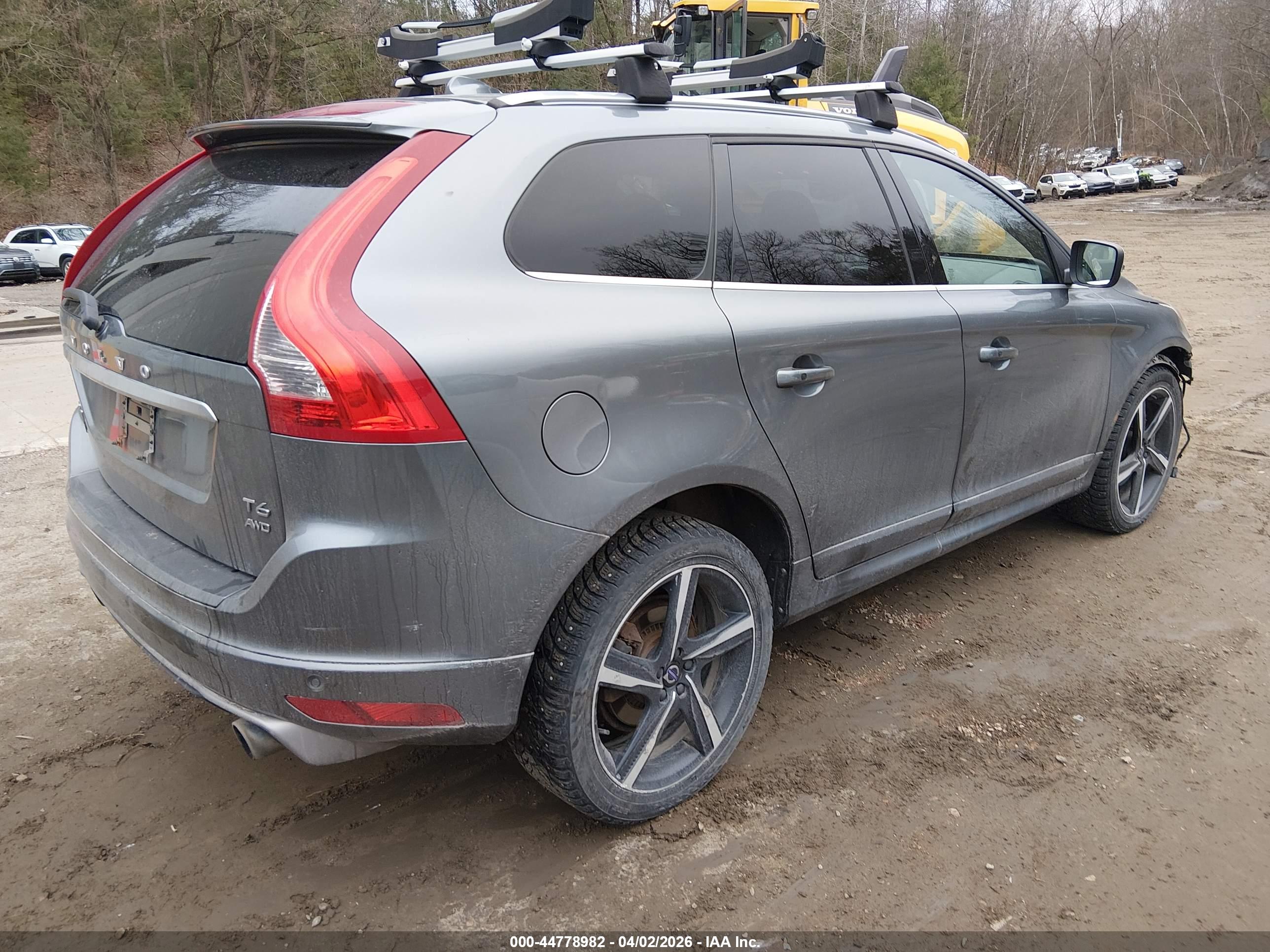 VOLVO XC60 image 4