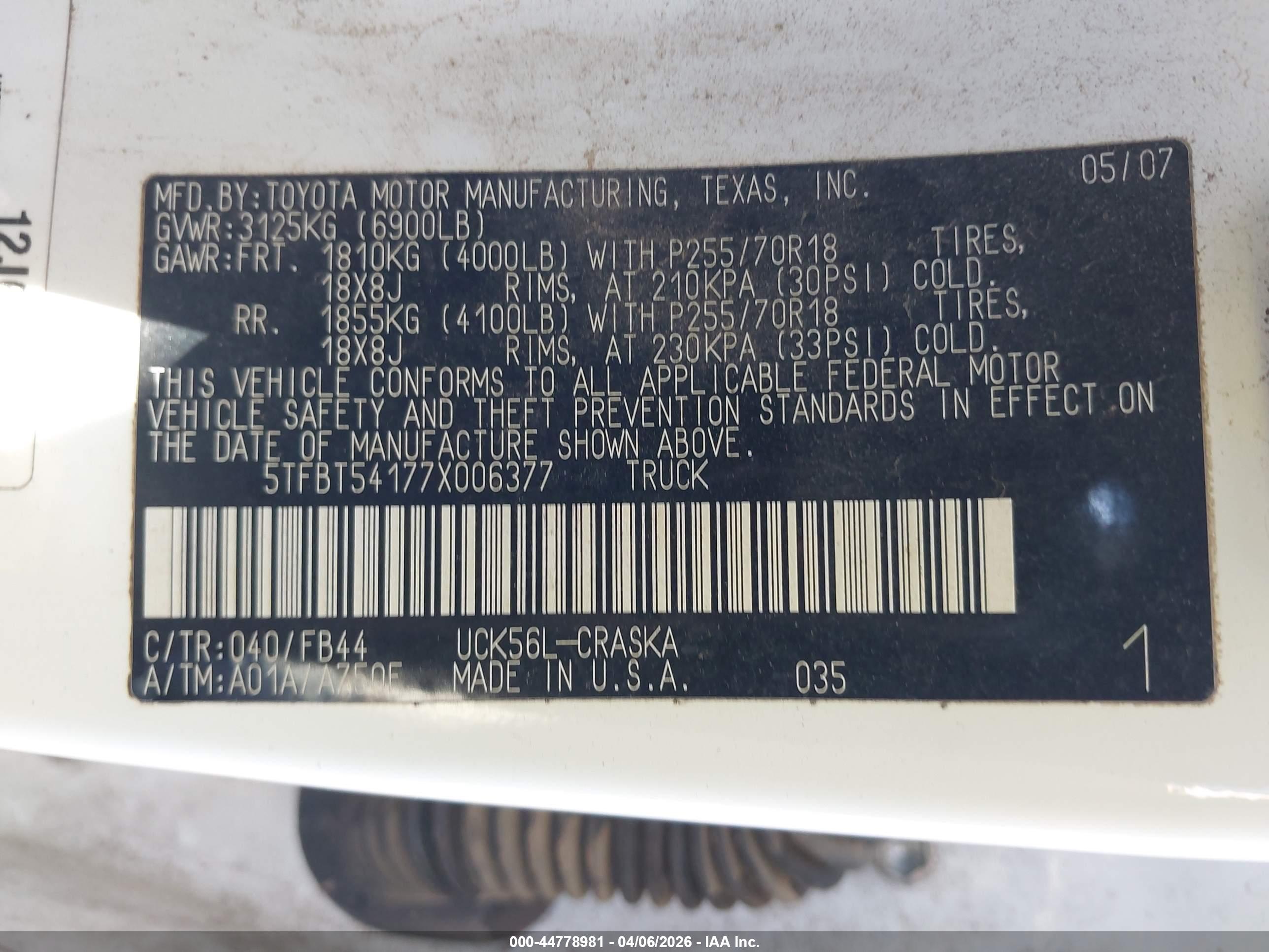 TOYOTA TUNDRA image 9