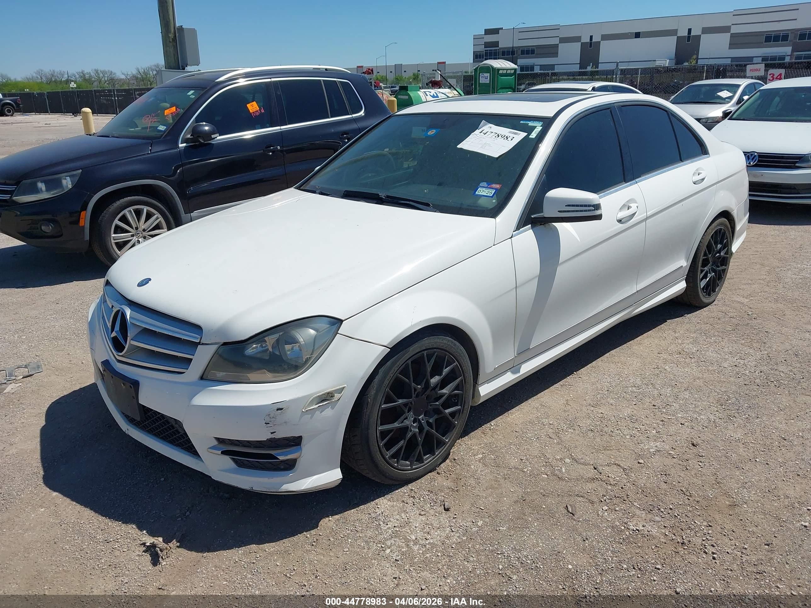 MERCEDES-BENZ C image 2