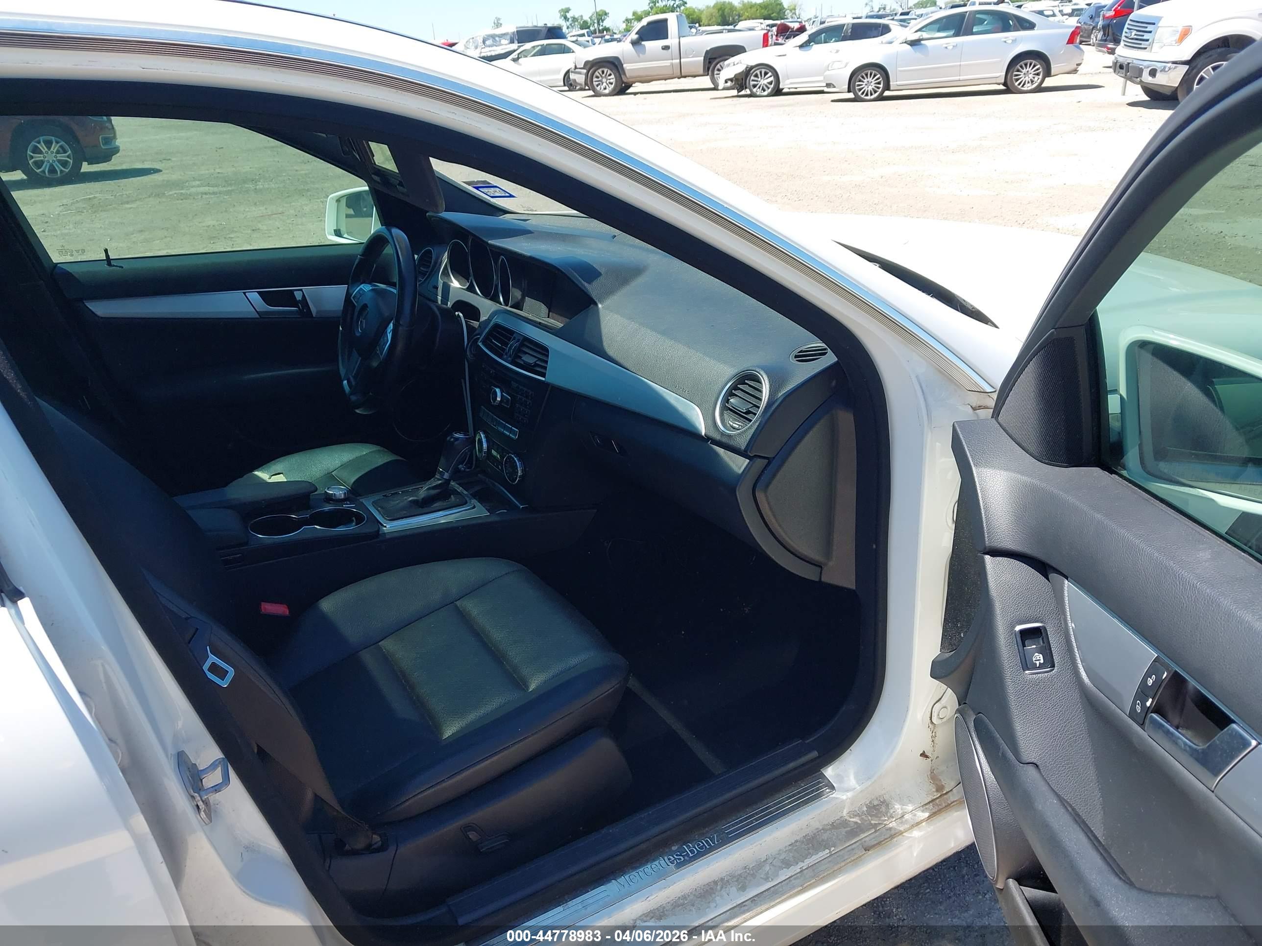MERCEDES-BENZ C image 5