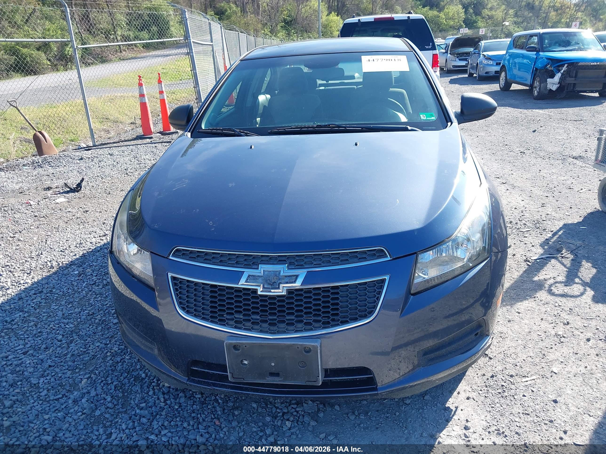 CHEVROLET CRUZE image 6