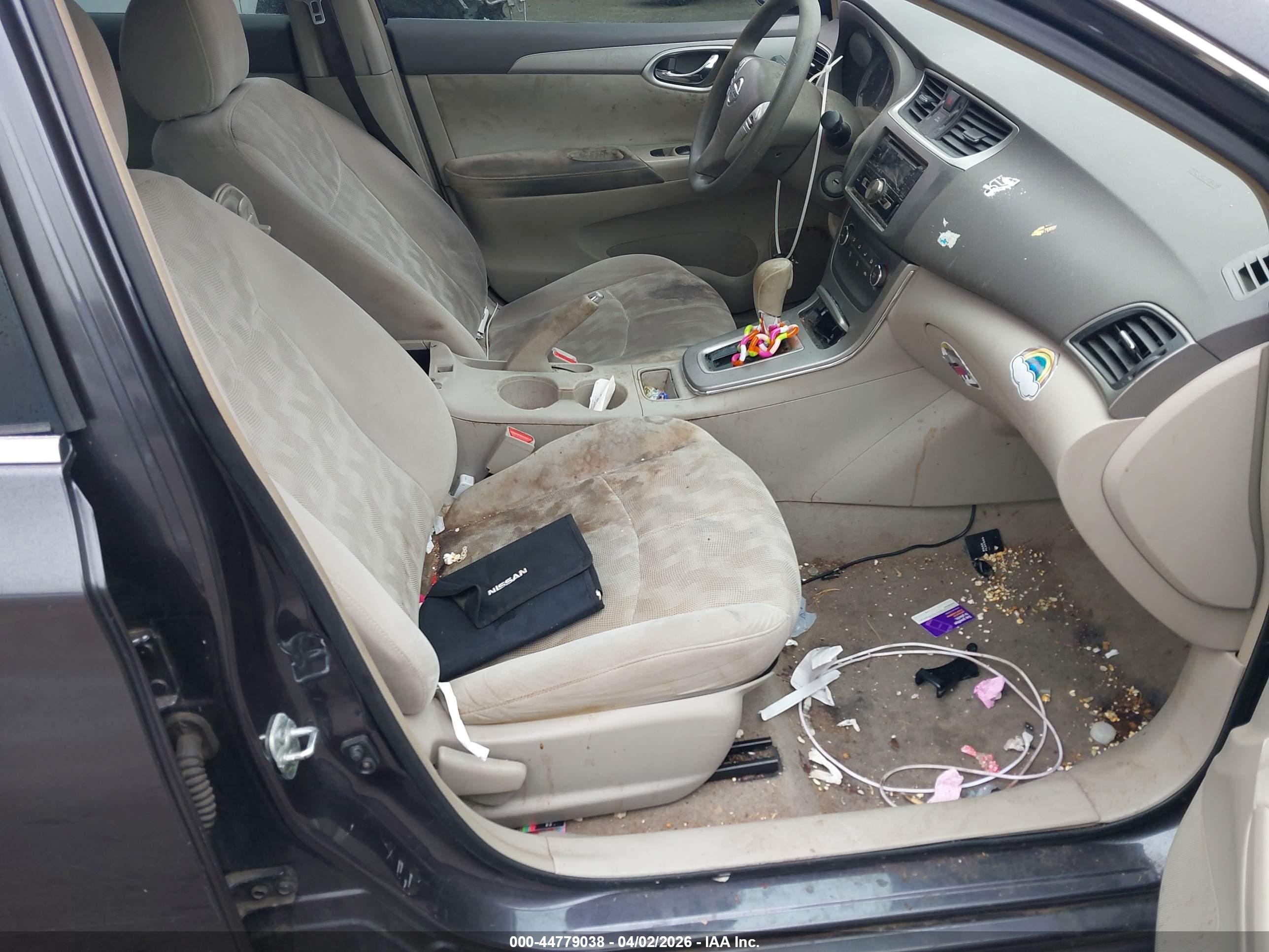 NISSAN SENTRA image 5