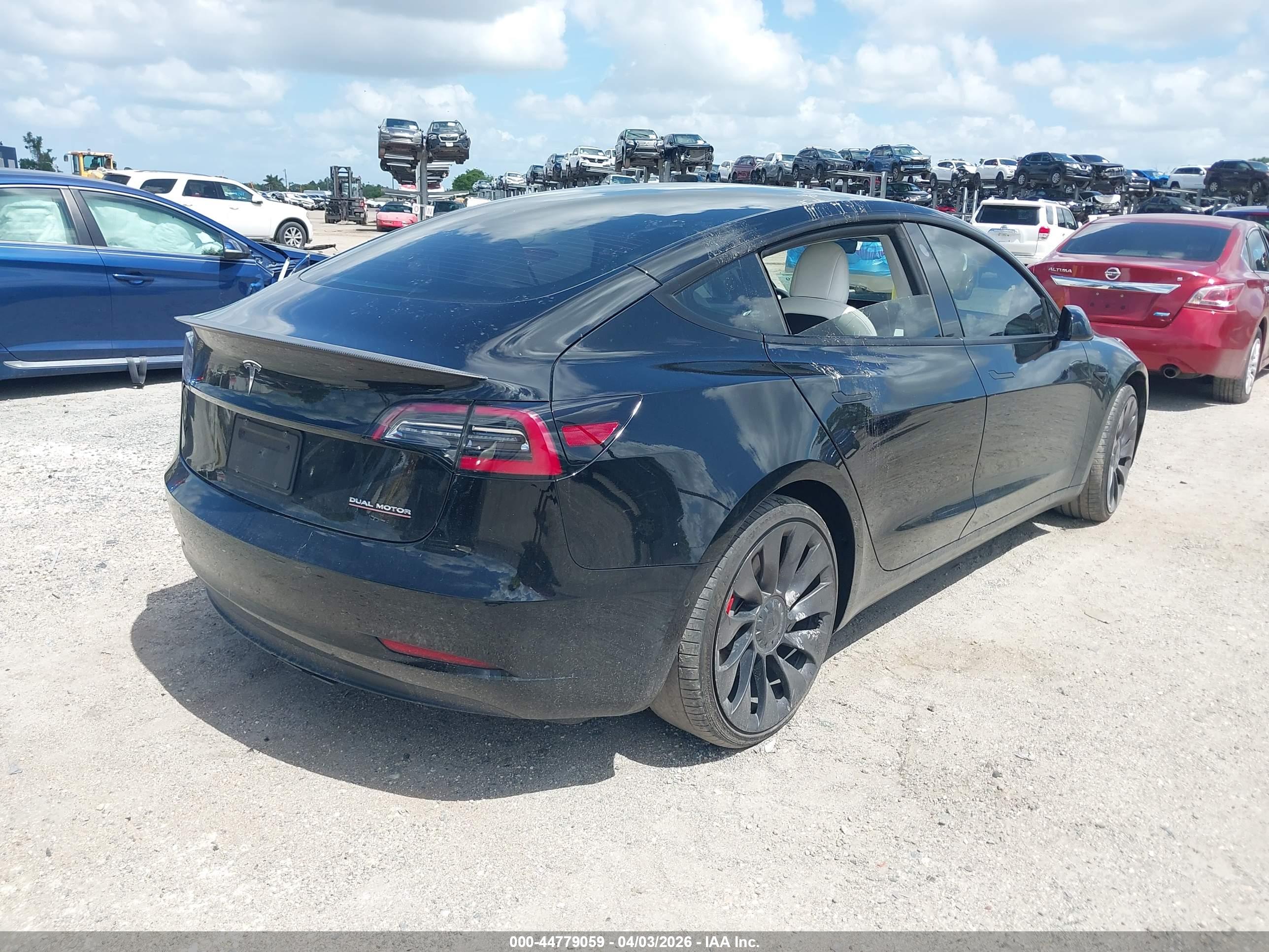 TESLA MODEL image 4