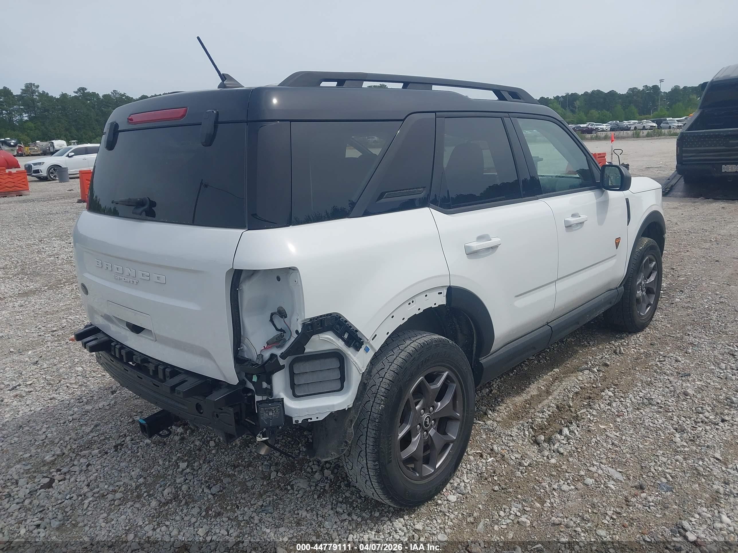 FORD BRONCO image 4