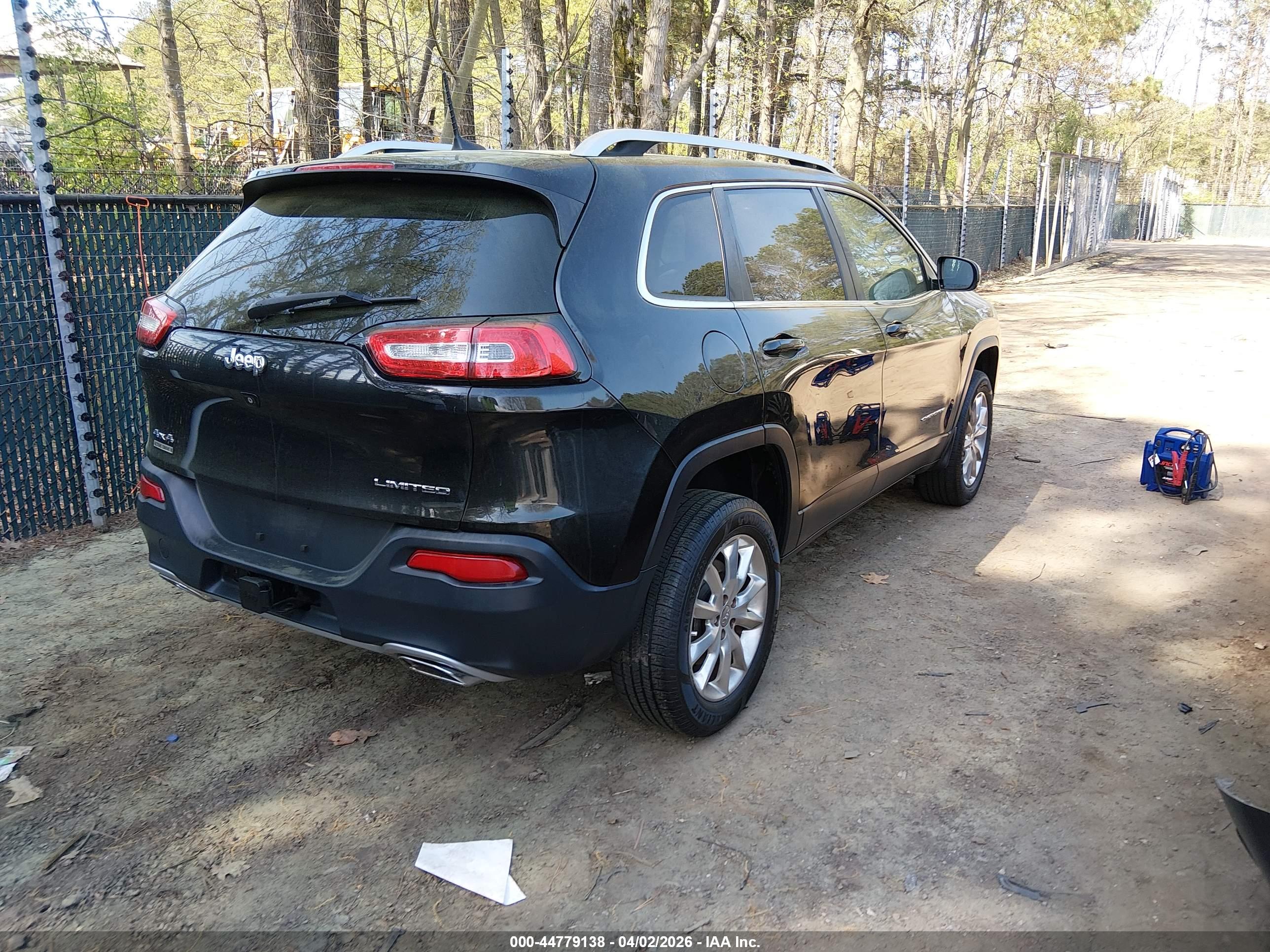 JEEP CHEROKEE image 4