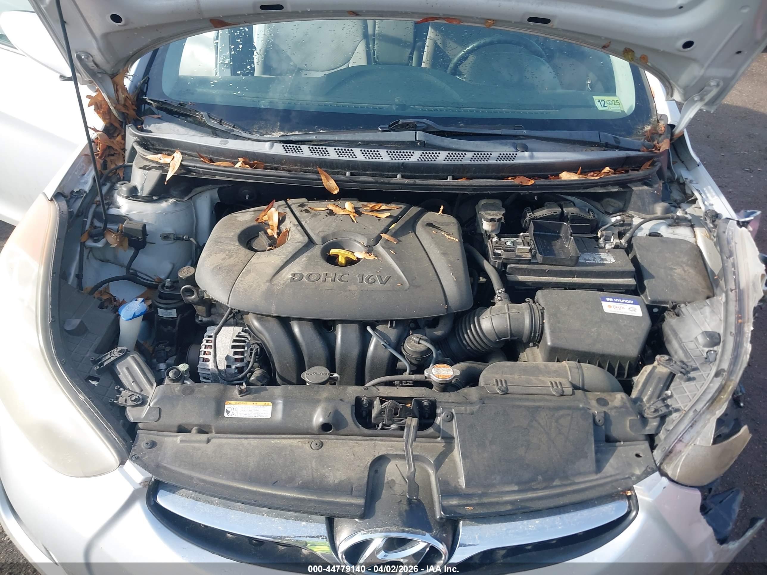 HYUNDAI ELANTRA image 10