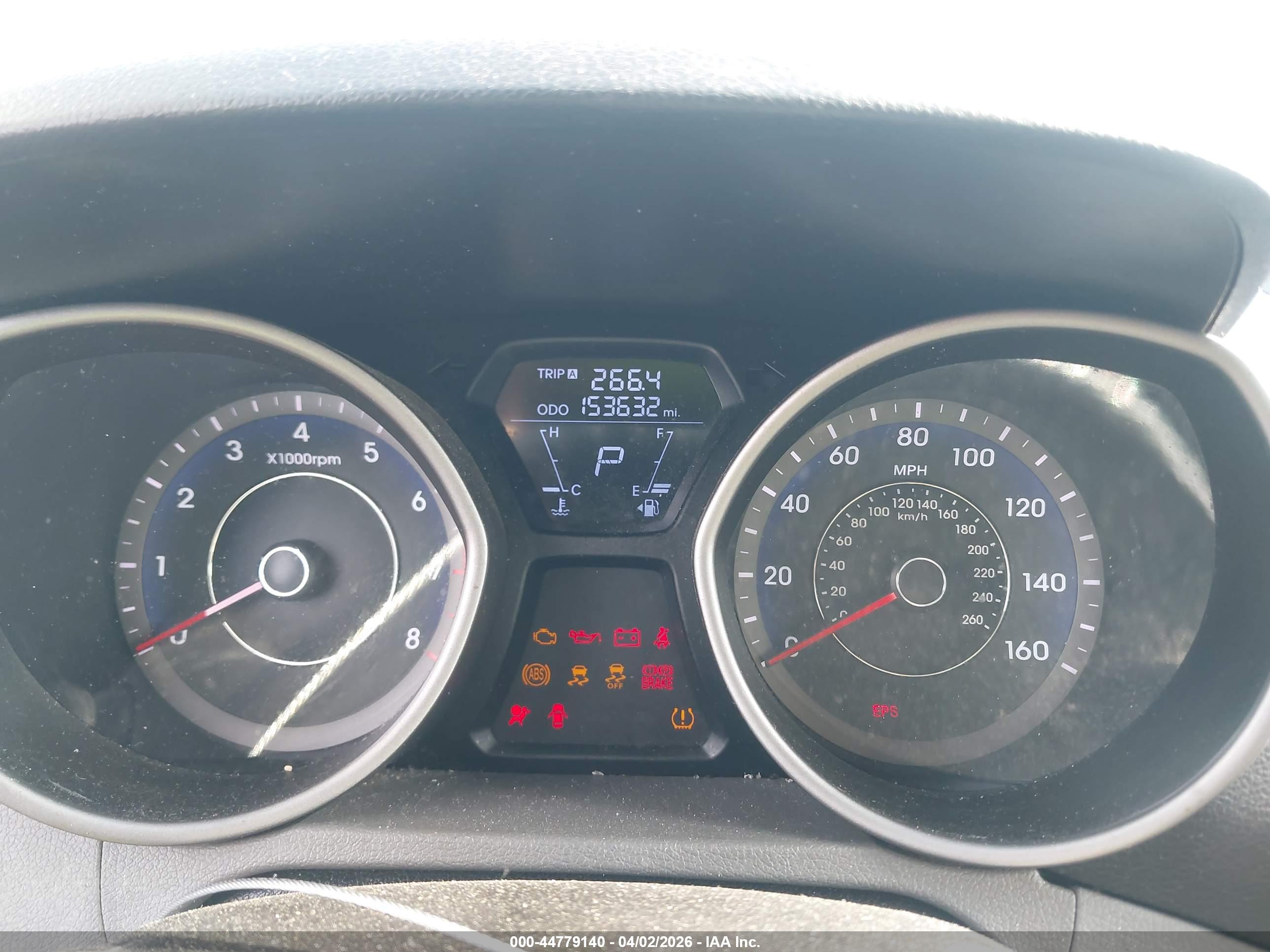 HYUNDAI ELANTRA image 7