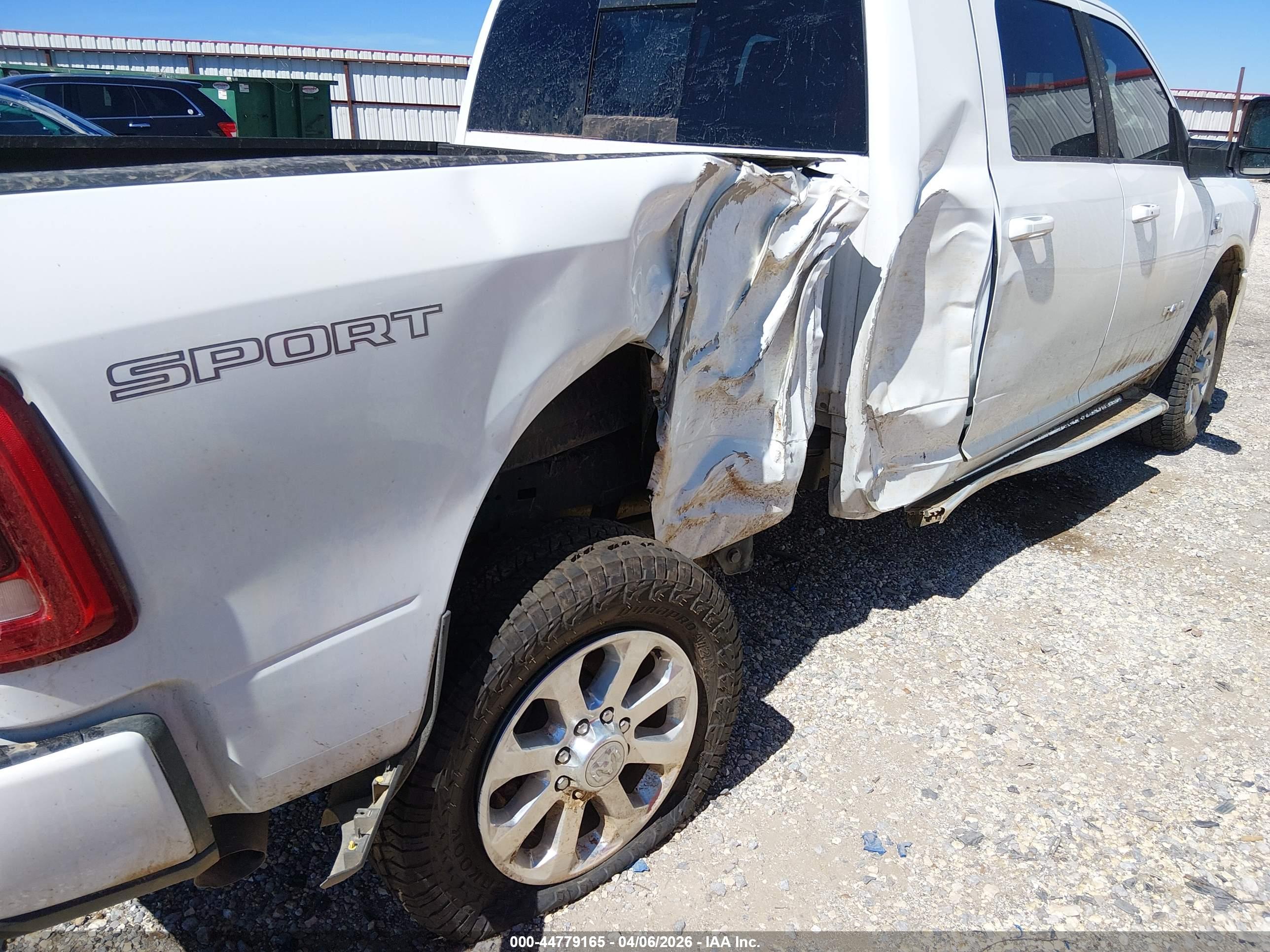 RAM 2500 image 6