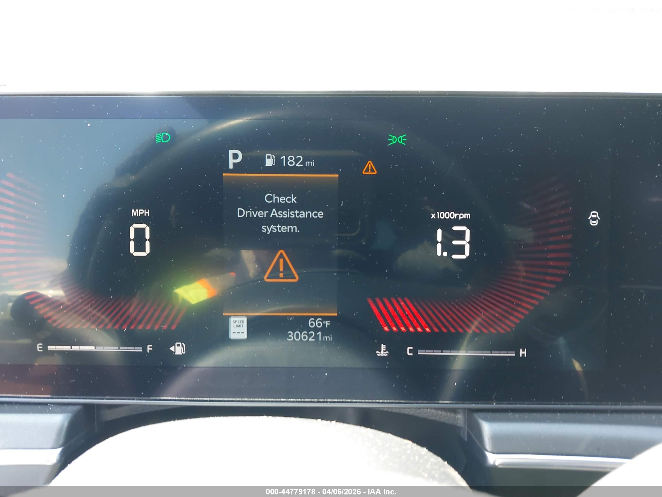 KIA K5 image 7