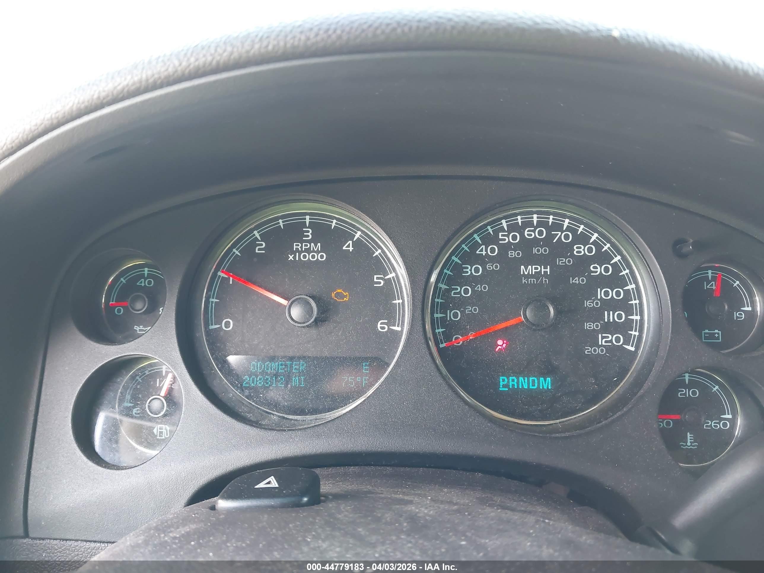 GMC YUKON image 7