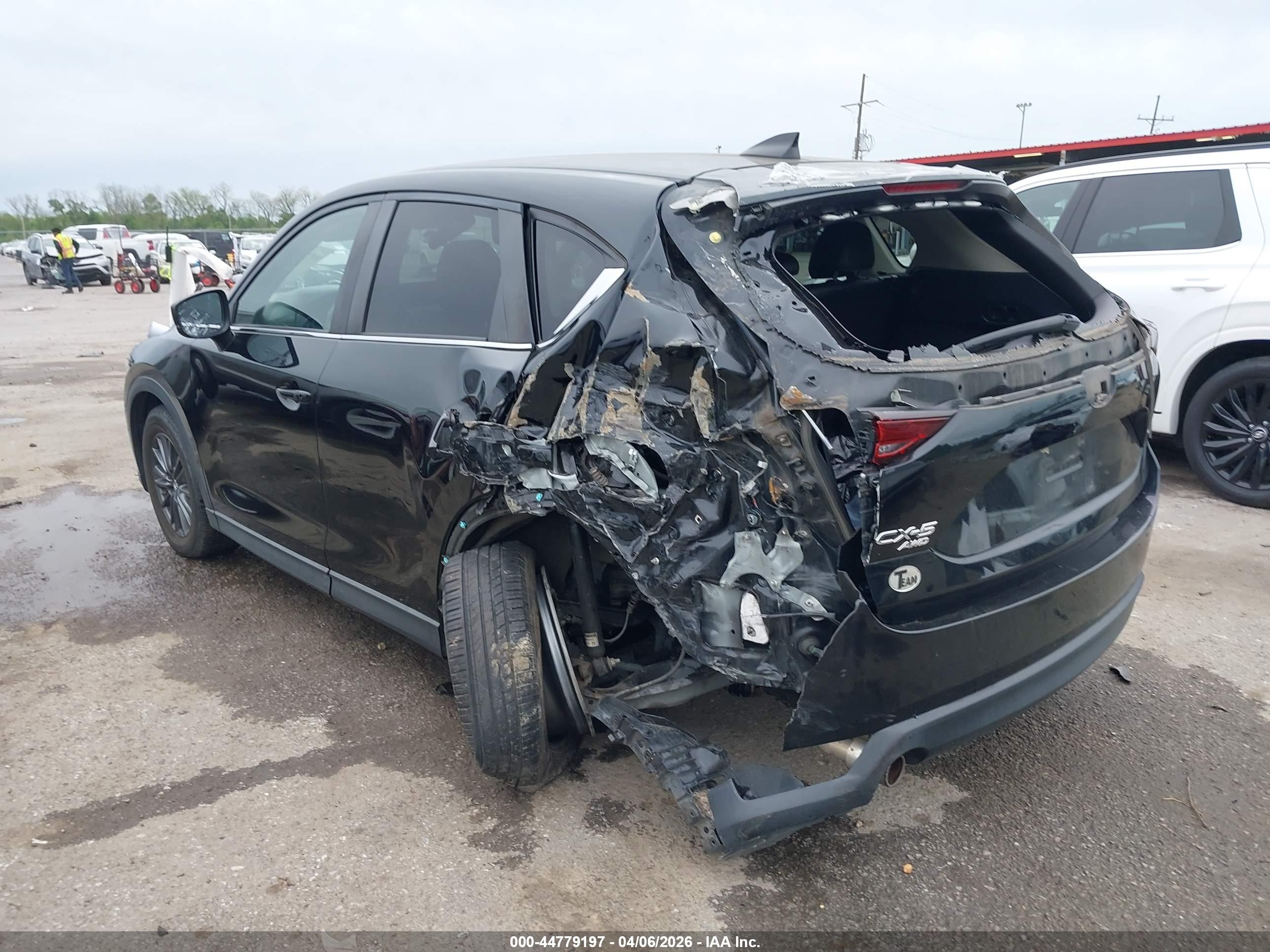 MAZDA CX-5 image 3