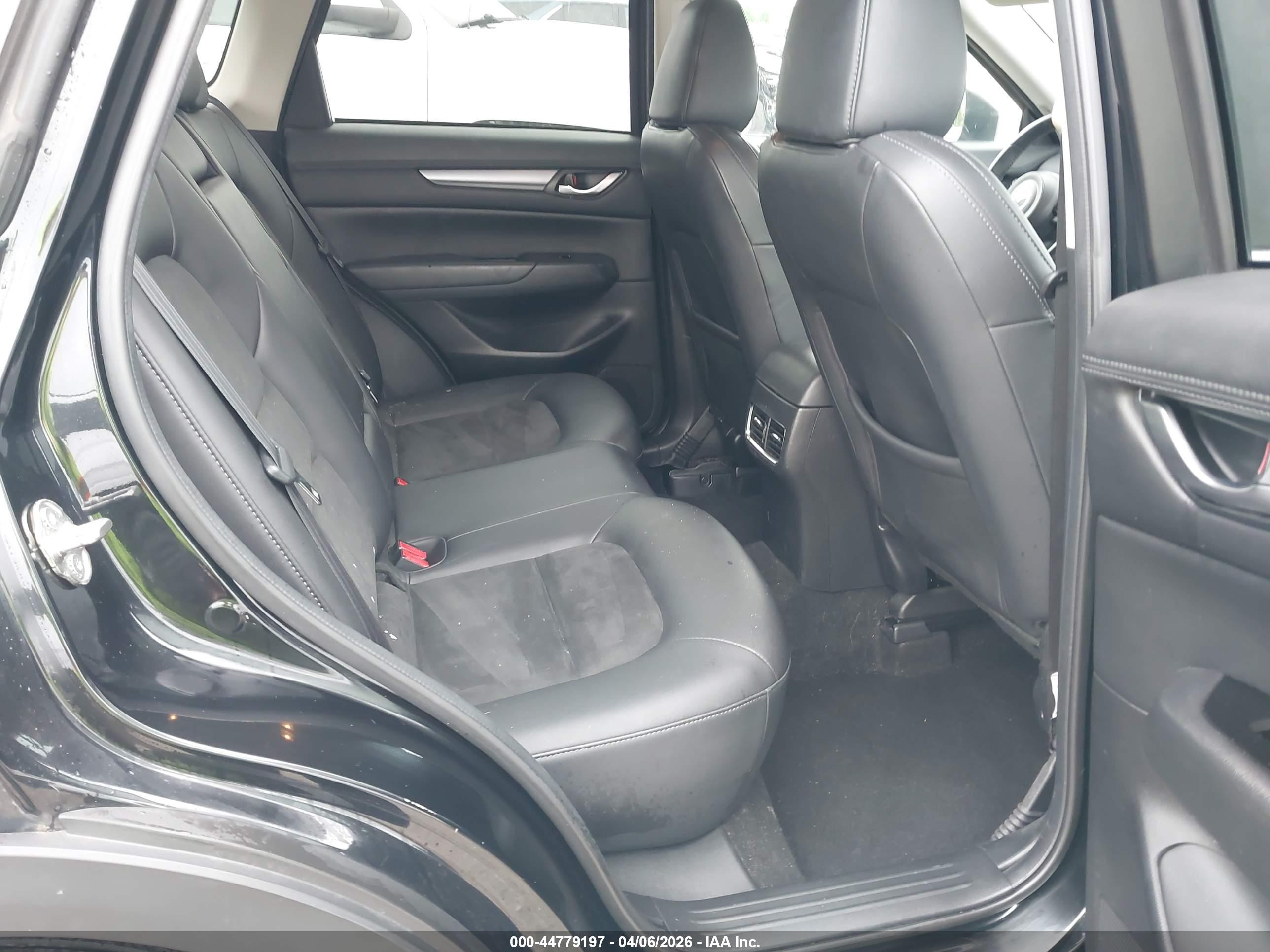 MAZDA CX-5 image 8
