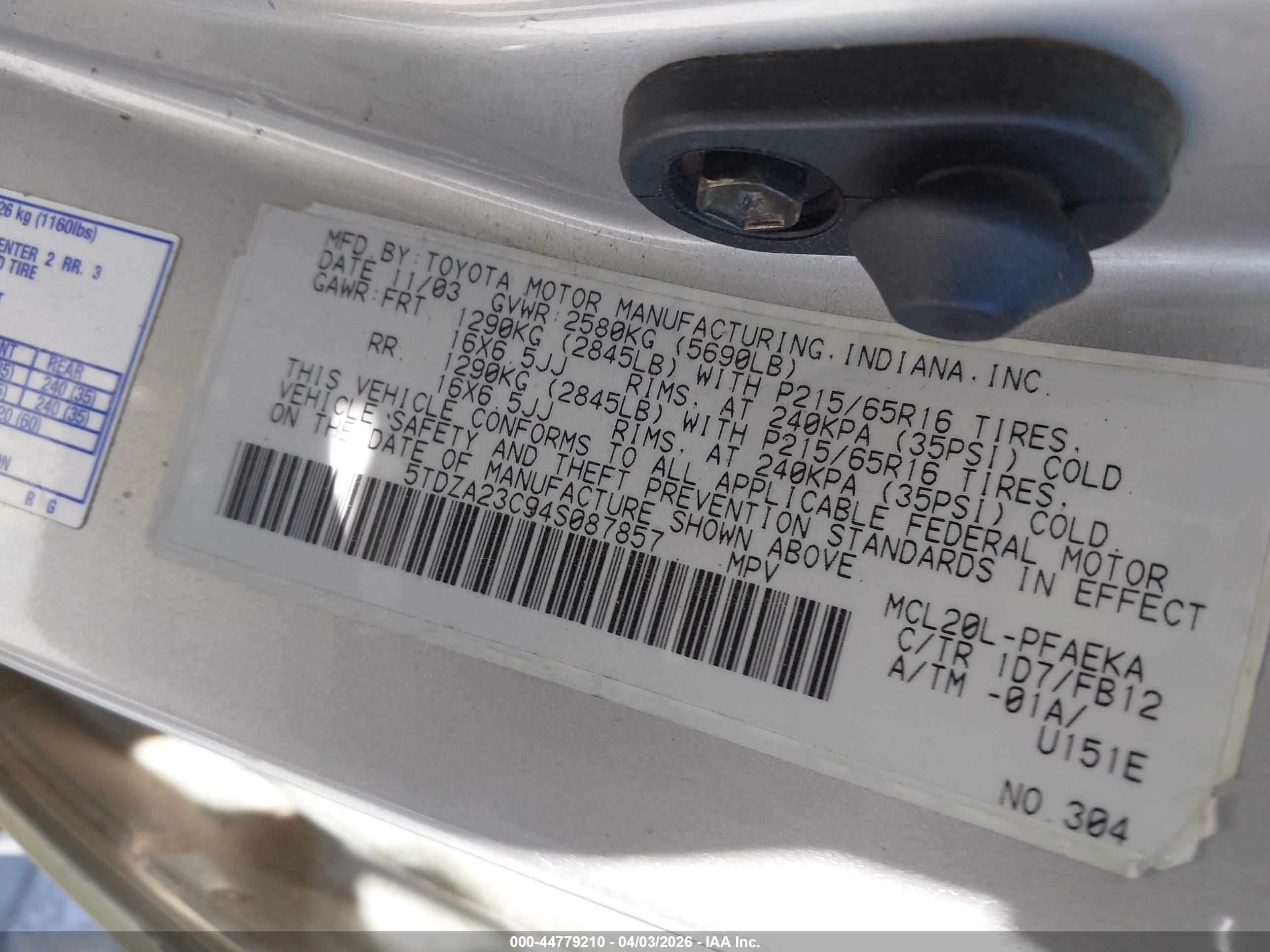 TOYOTA SIENNA image 9