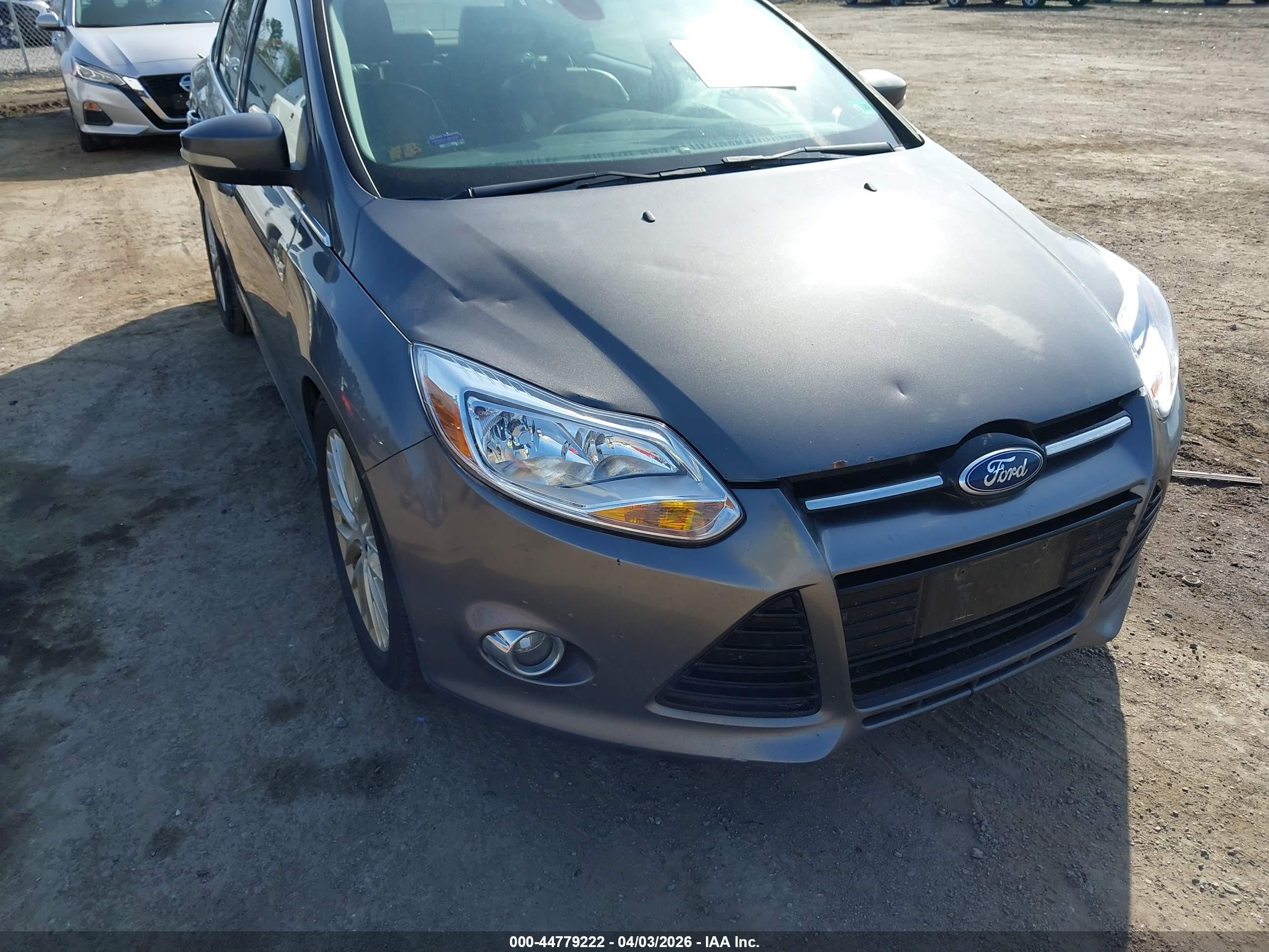 FORD FOCUS image 6
