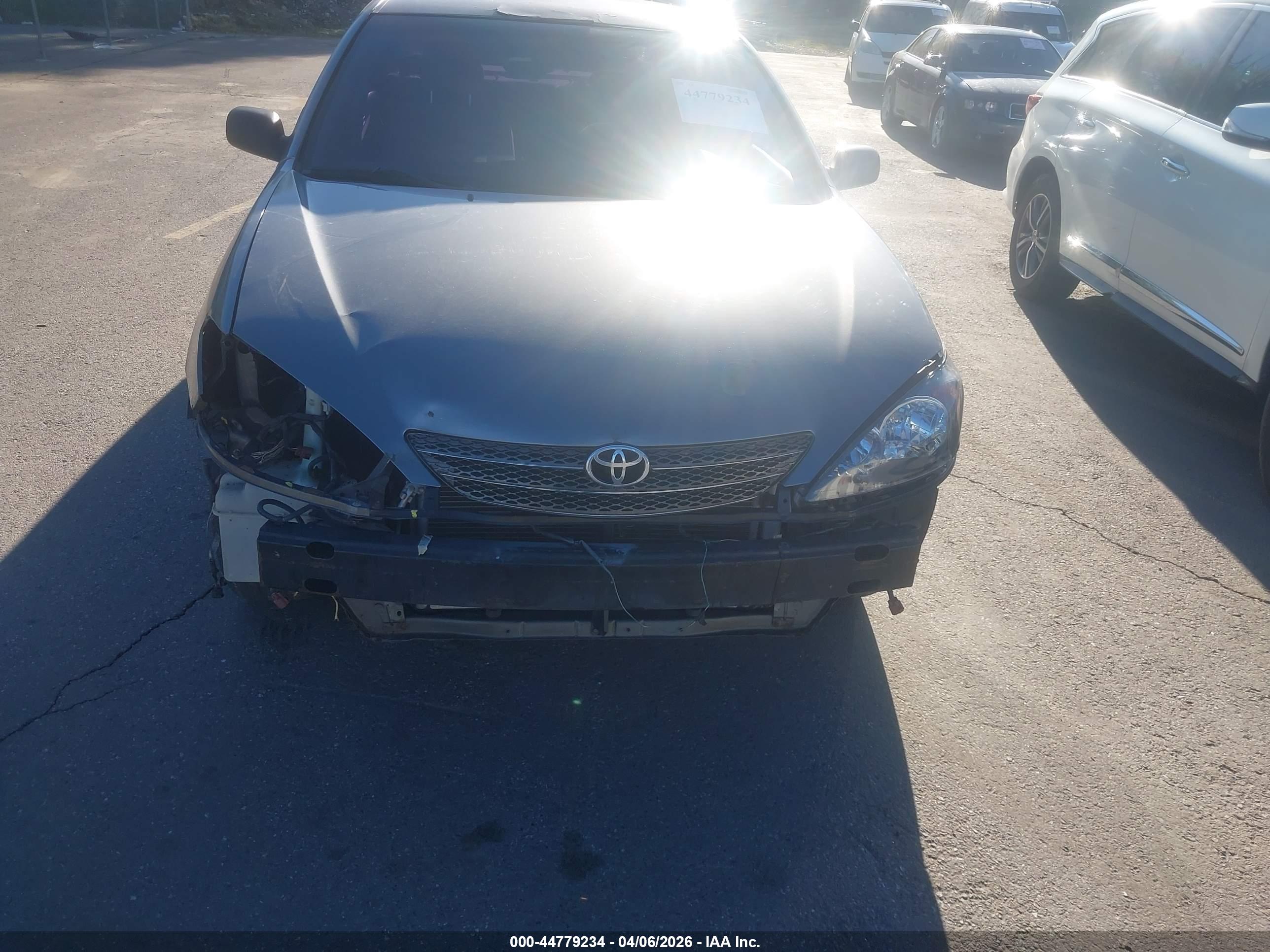TOYOTA CAMRY image 6
