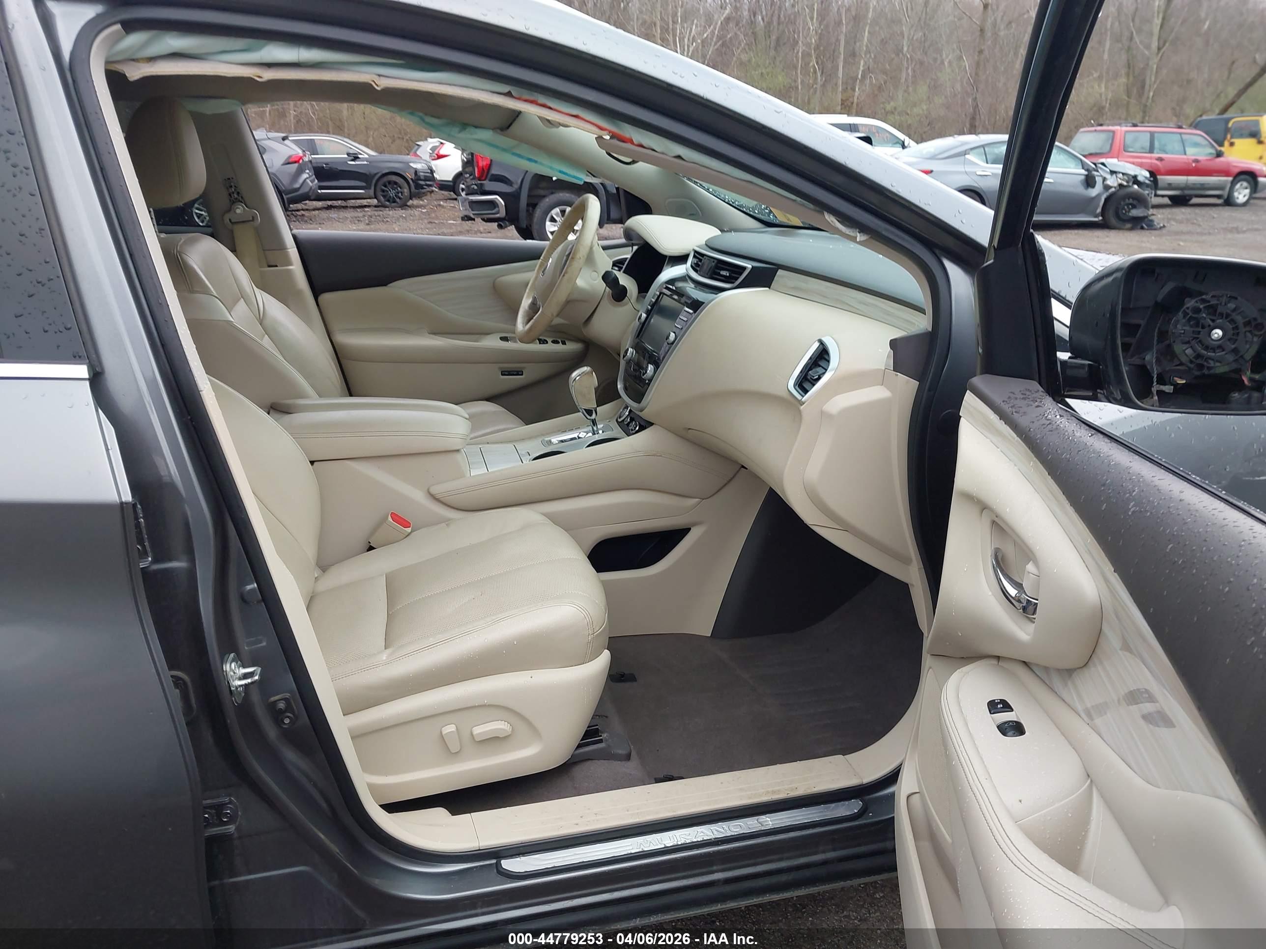 NISSAN MURANO image 5