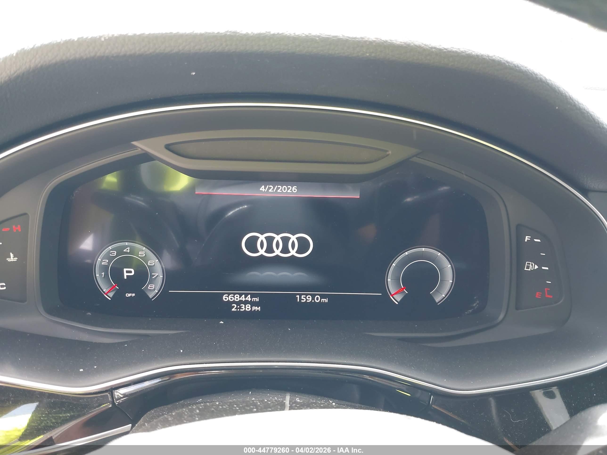AUDI Q7 image 7
