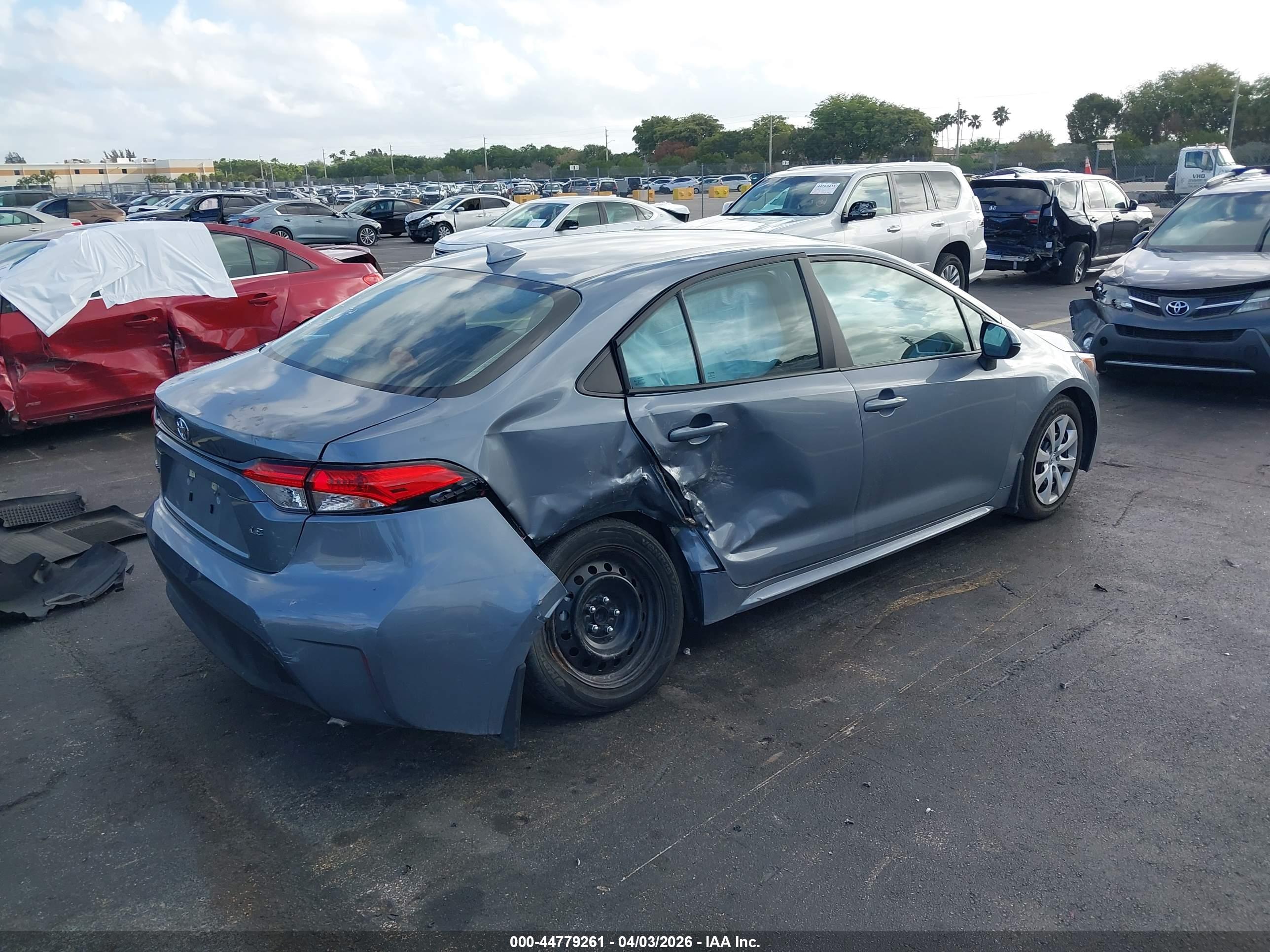 TOYOTA COROLLA image 4