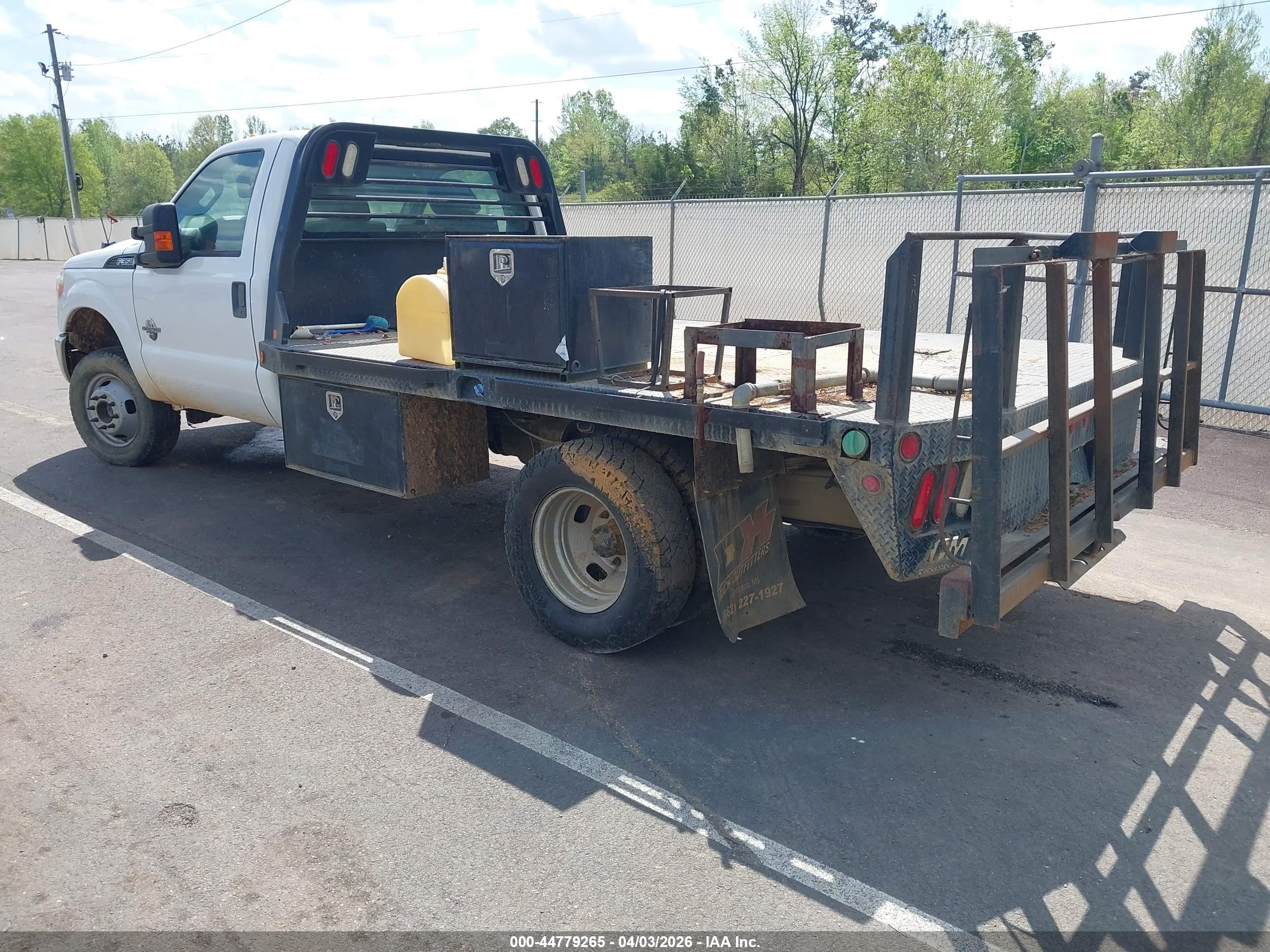 FORD F-350 image 3