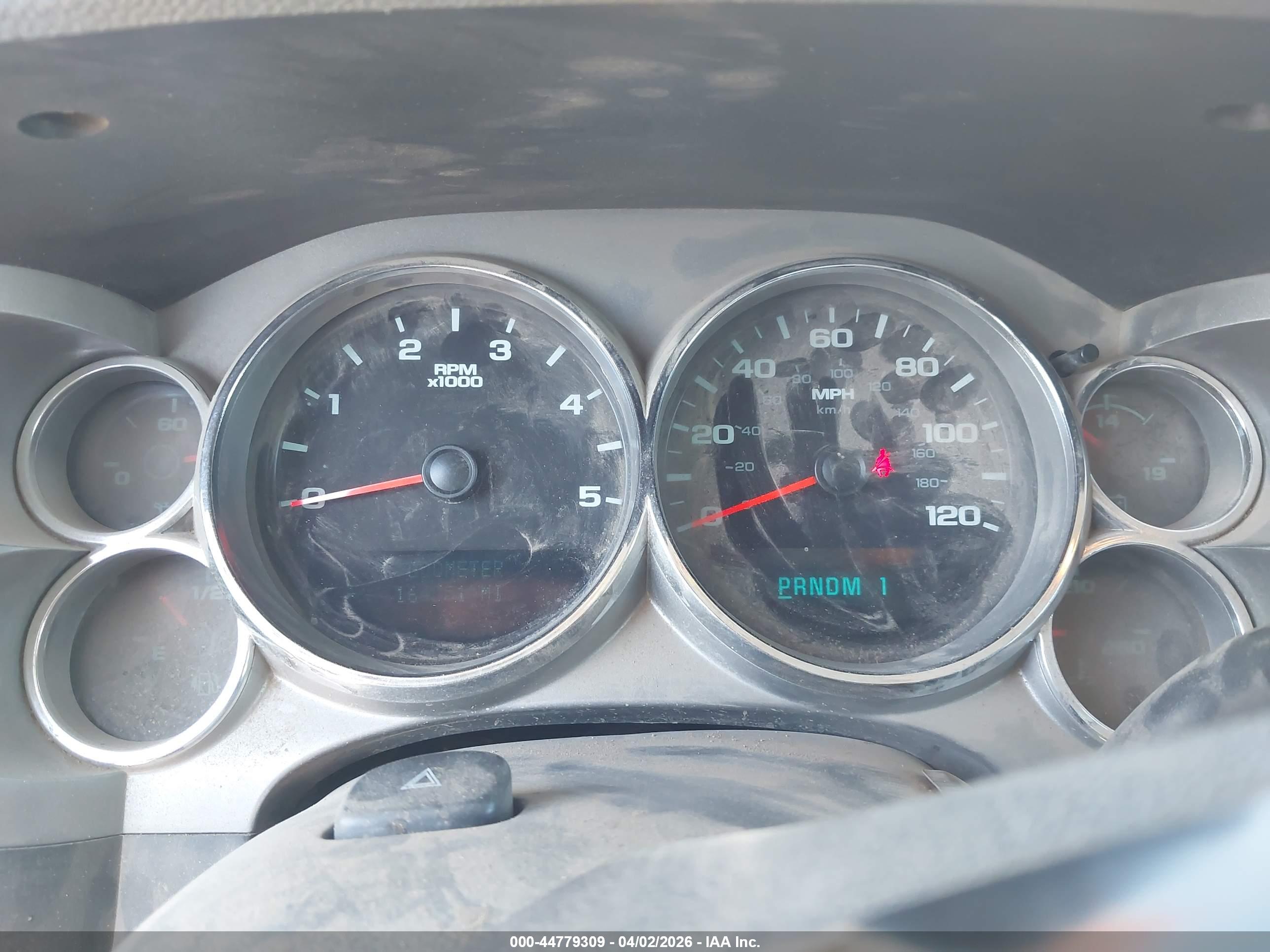 CHEVROLET SILVERADO image 7