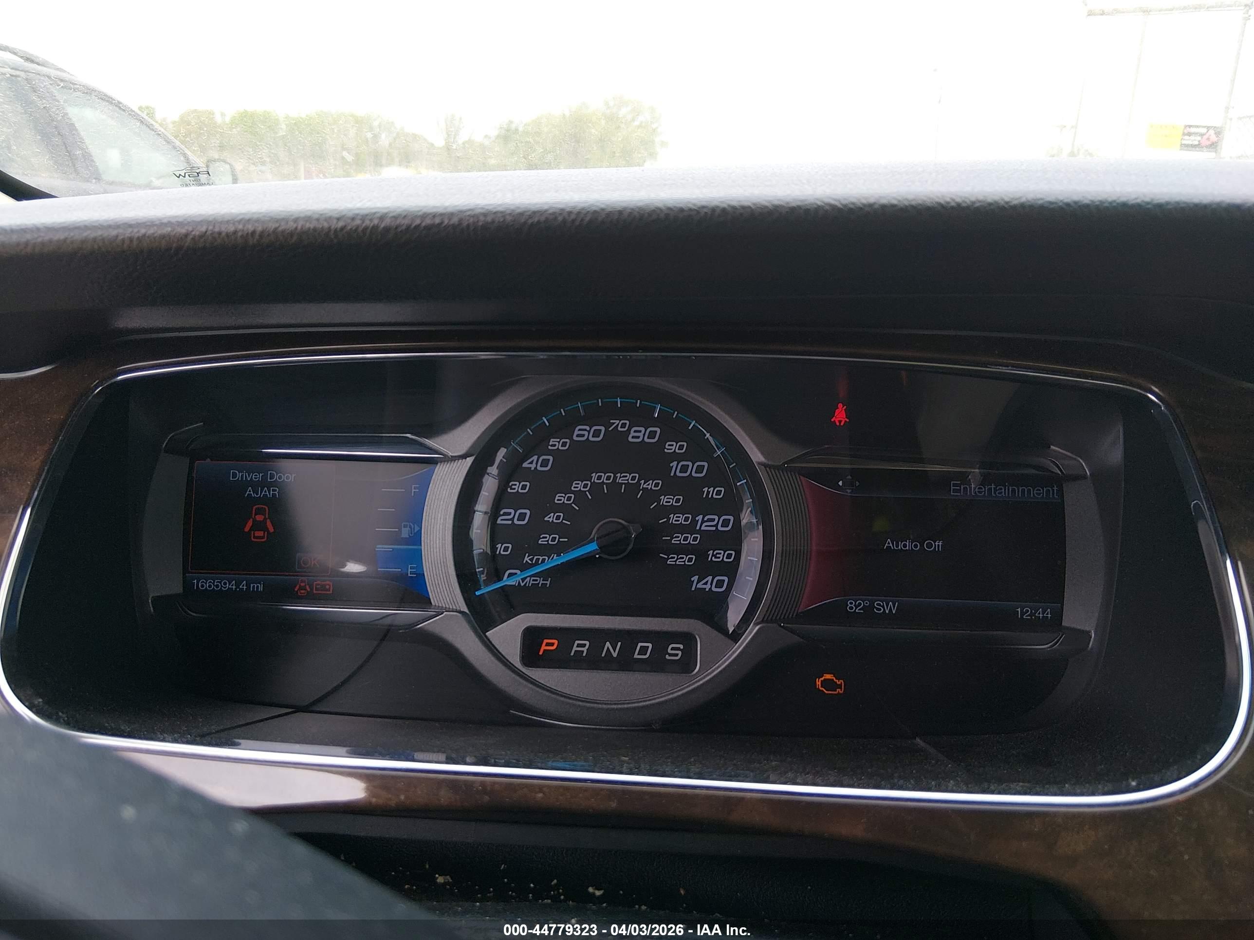 FORD TAURUS image 7