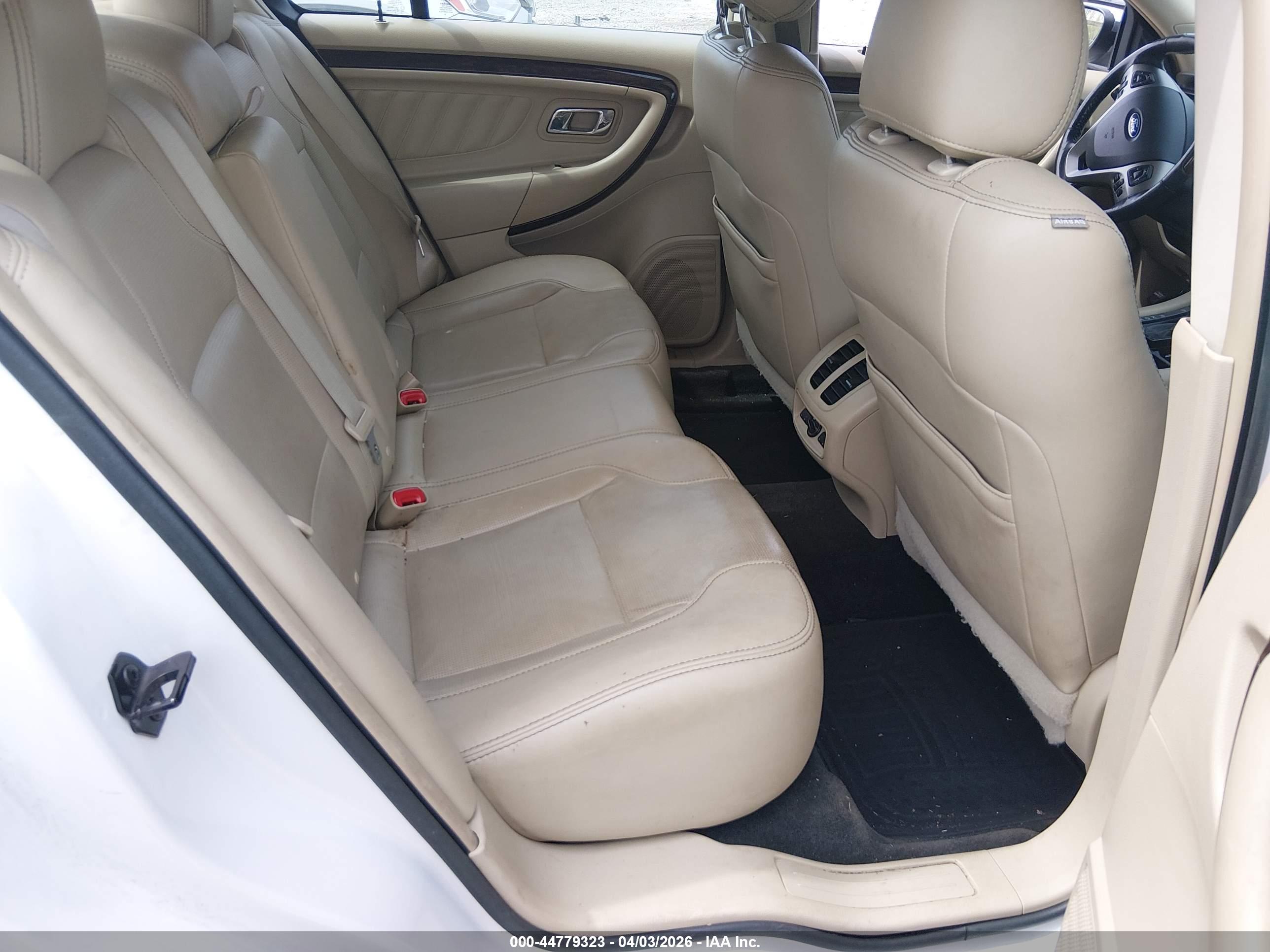 FORD TAURUS image 8