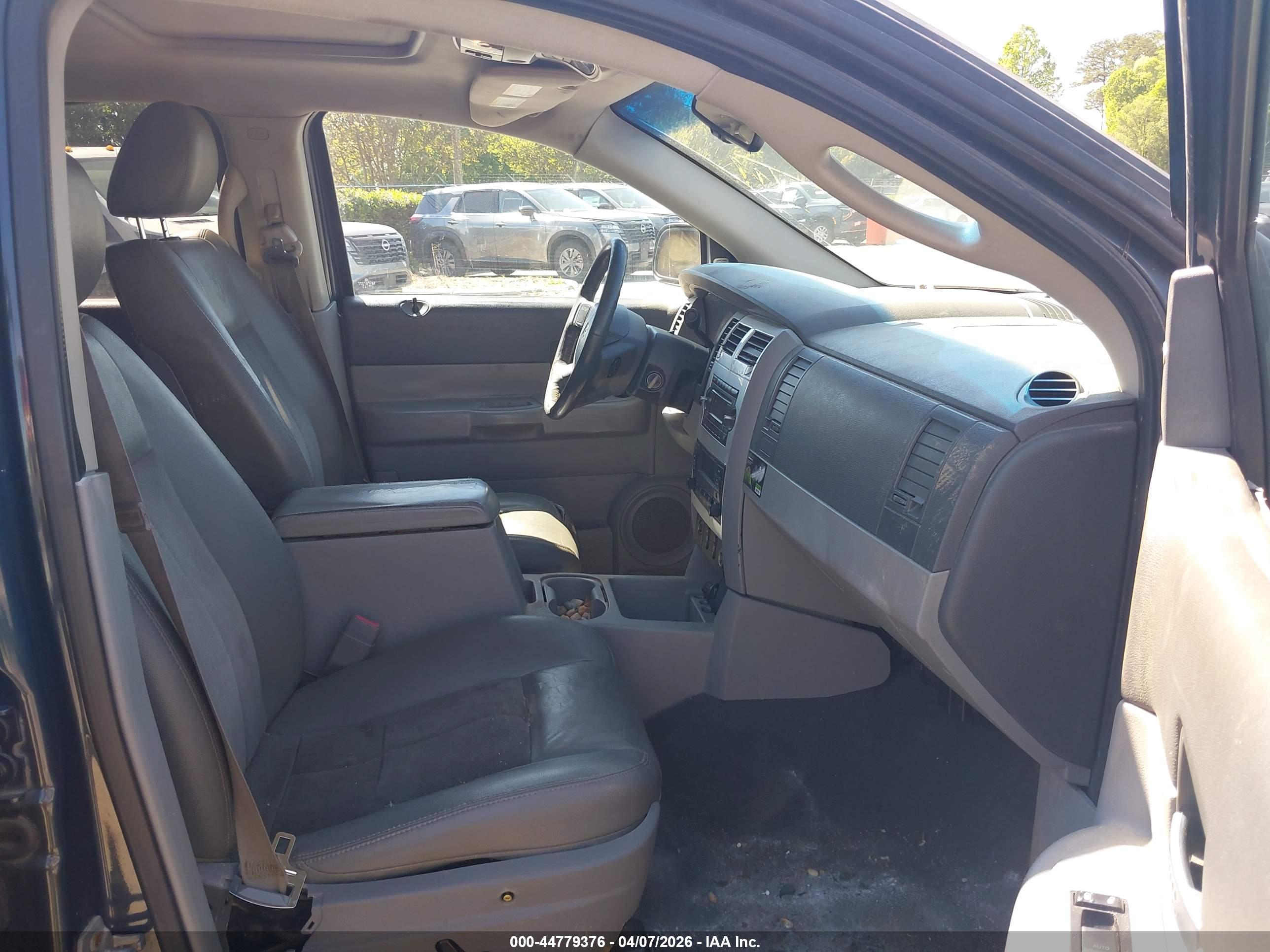 DODGE DURANGO image 5