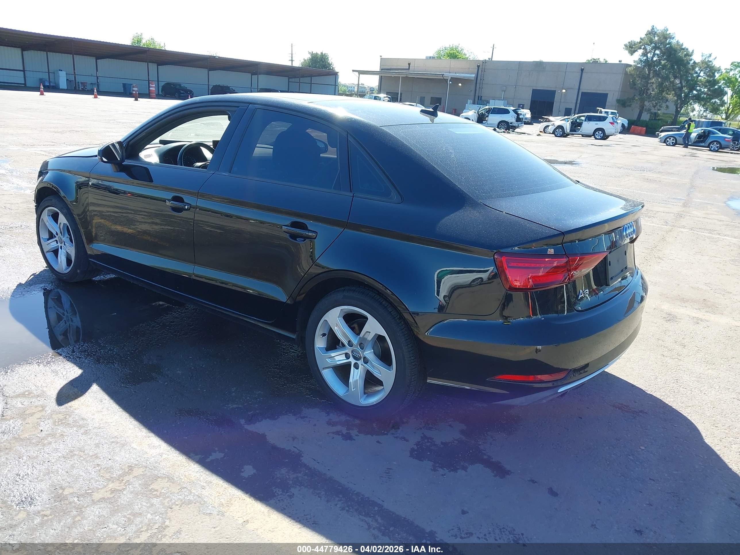 AUDI A3 image 3